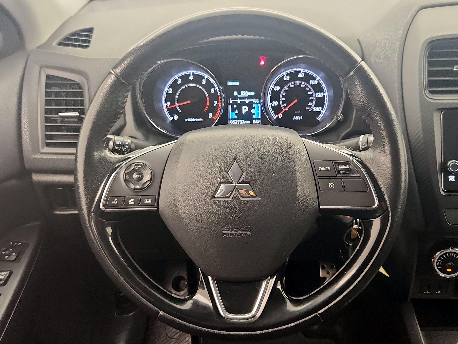 Thumbnail: 2019 Mitsubishi Outlander Sport - 10