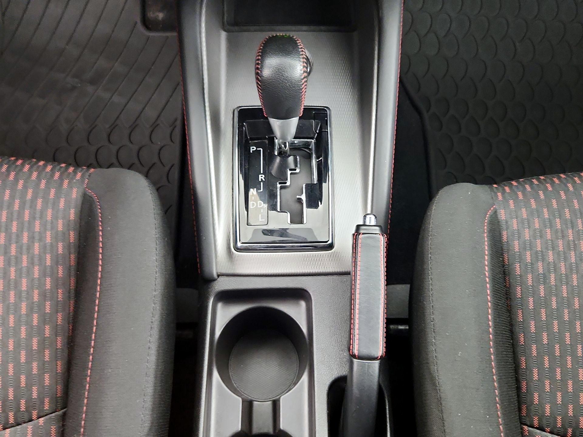 Thumbnail: 2019 Mitsubishi Outlander Sport - 16