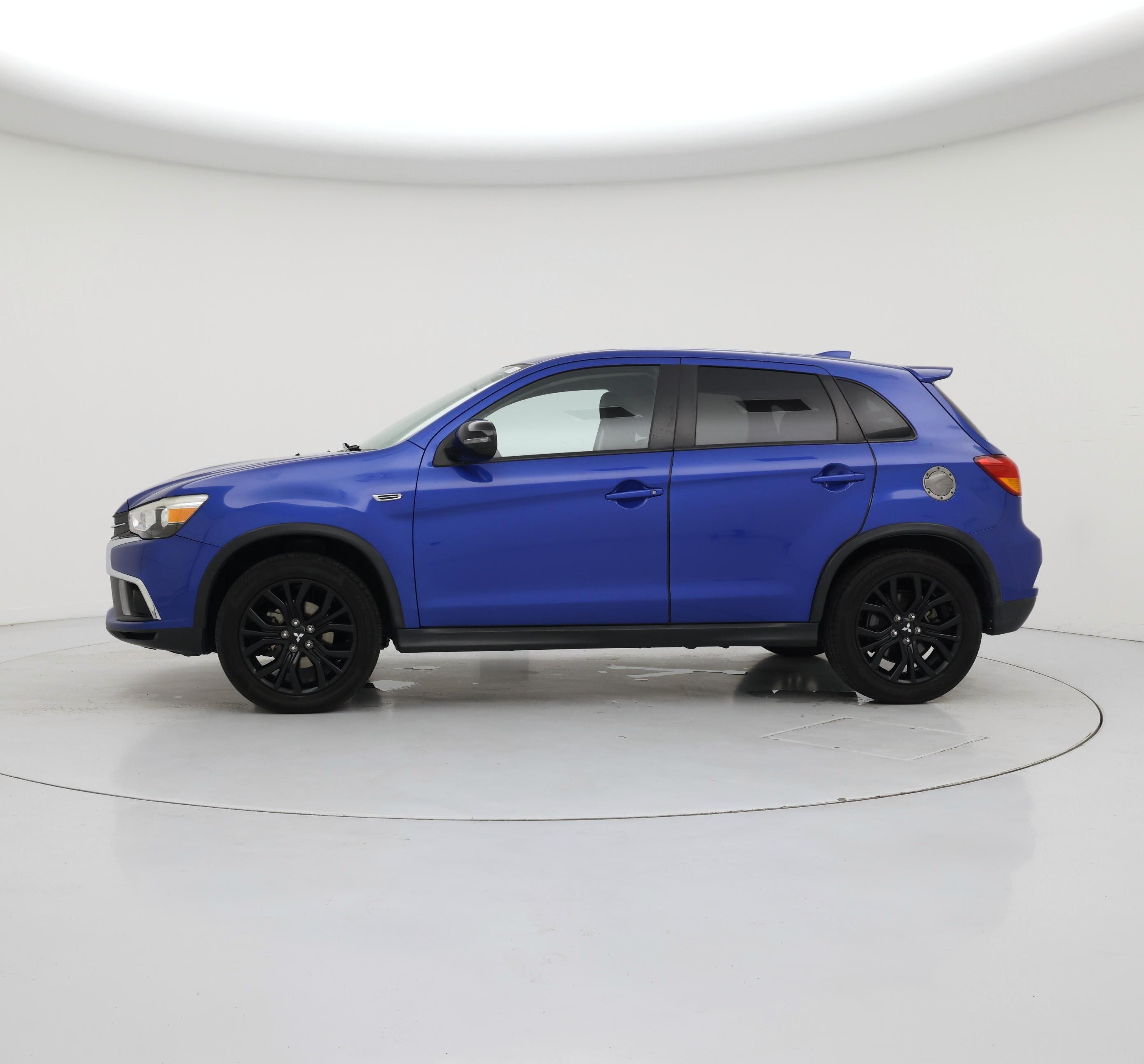 Thumbnail: 2019 Mitsubishi Outlander Sport - 3
