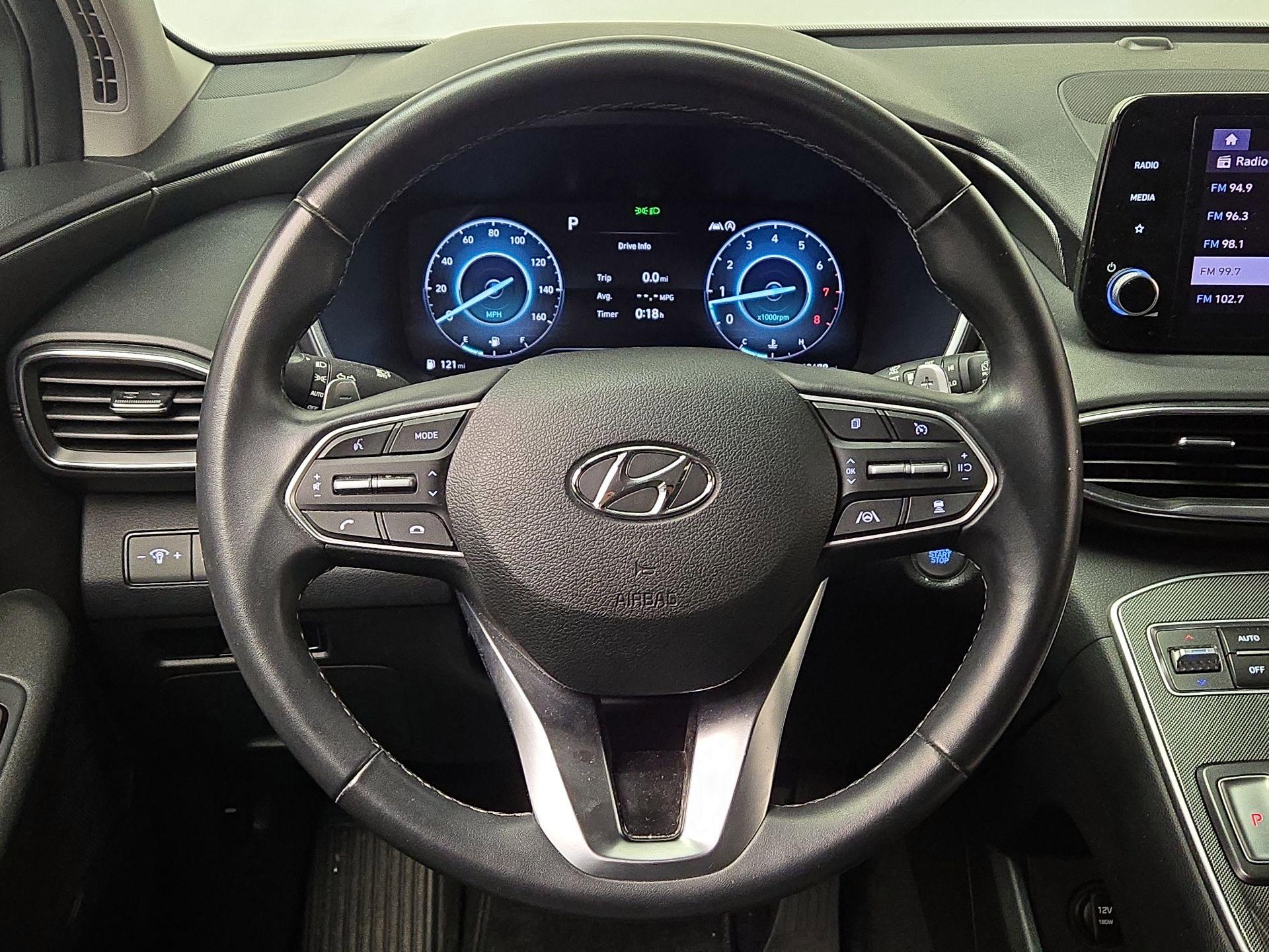 Thumbnail: 2022 Hyundai Santa Fe - 10
