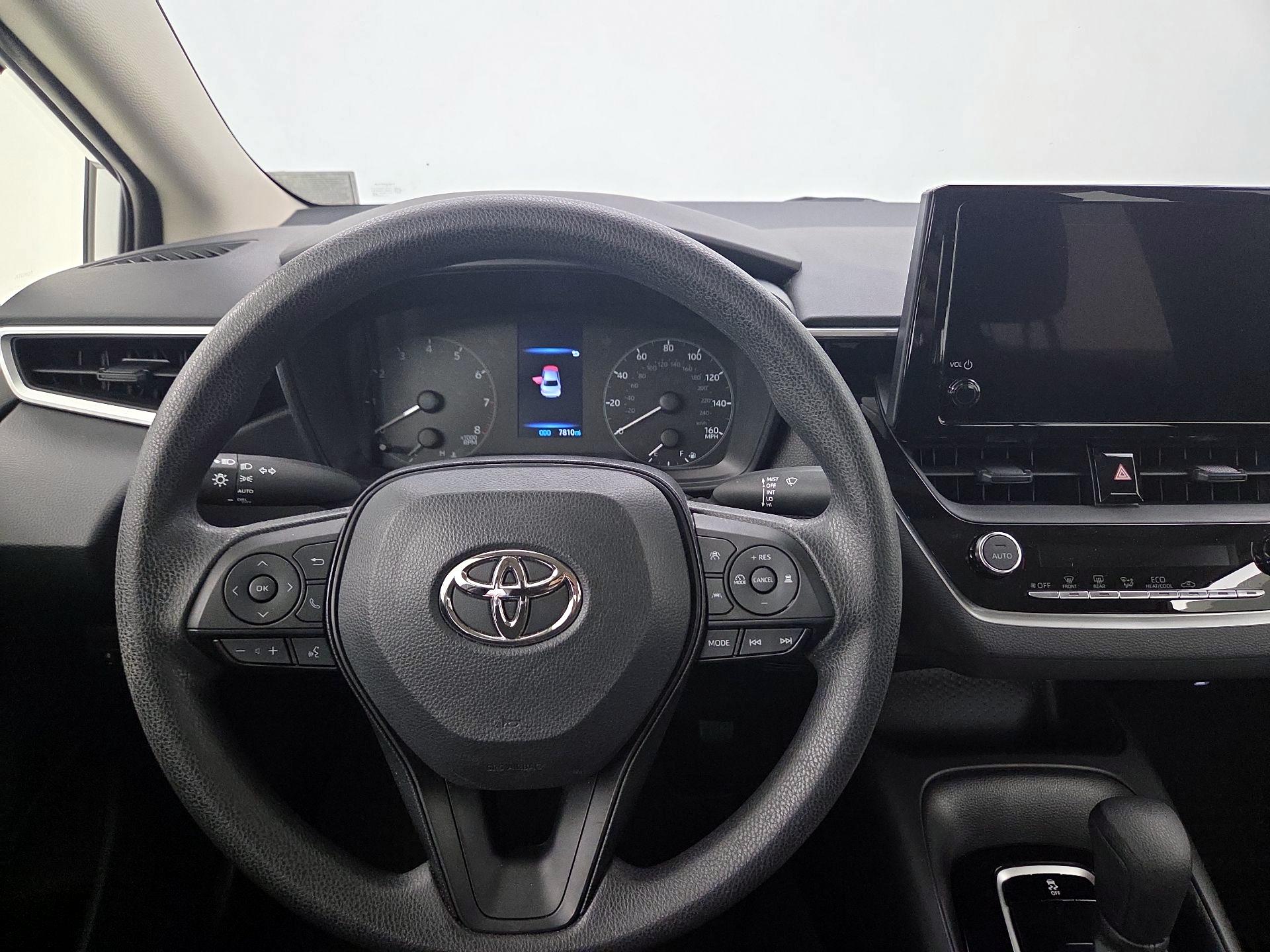 Thumbnail: 2023 Toyota Corolla - 10