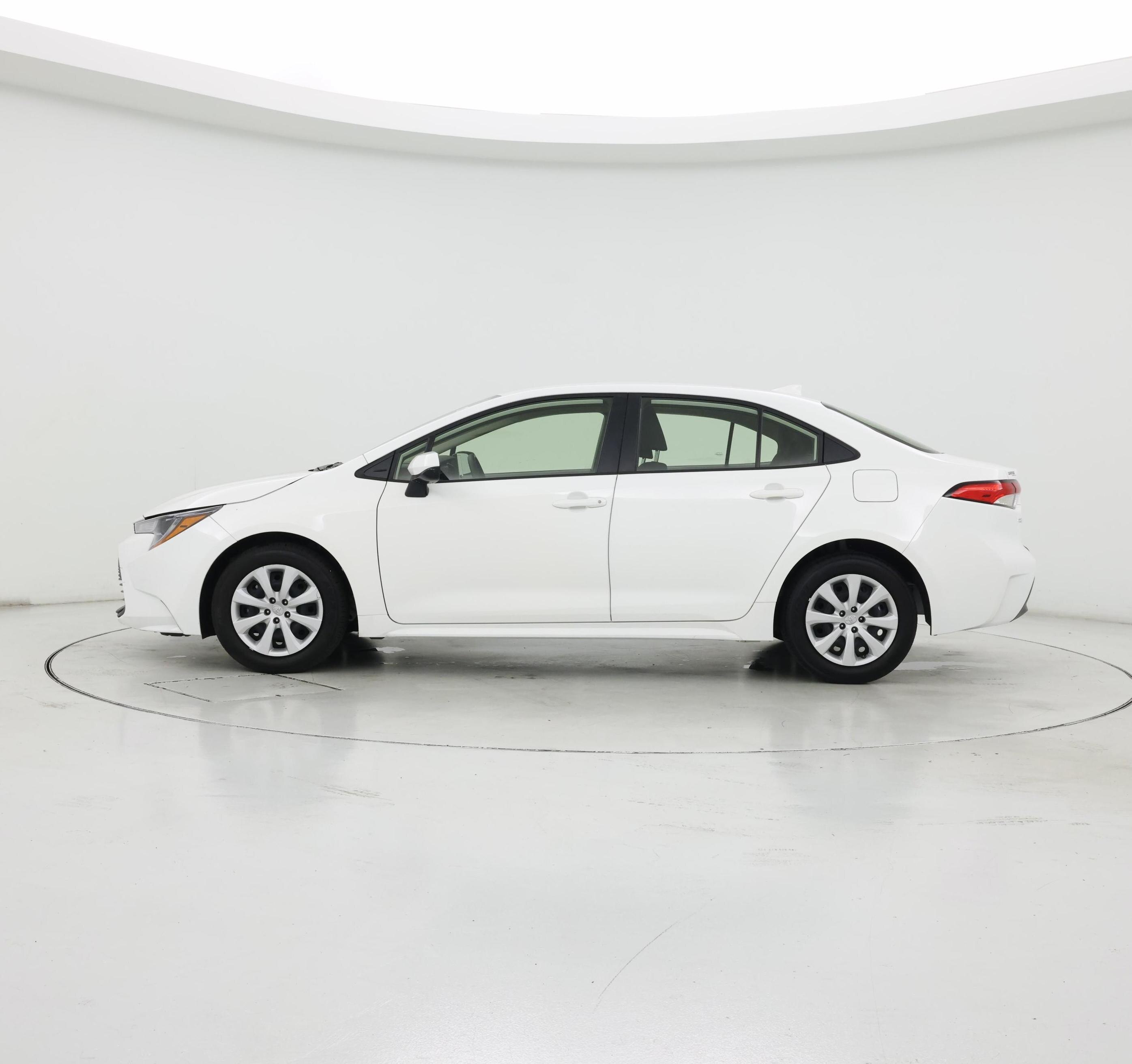 Thumbnail: 2023 Toyota Corolla - 3