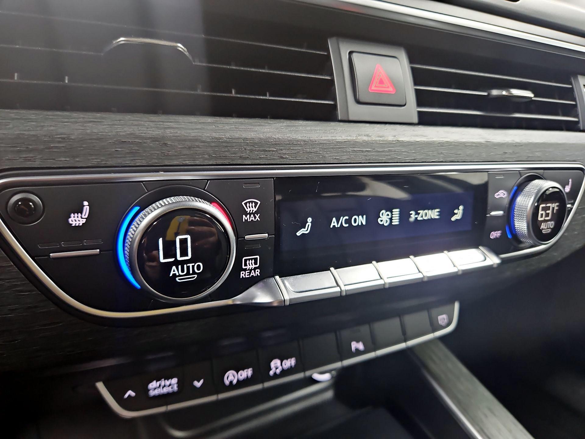 Thumbnail: 2019 Audi A4 - 16