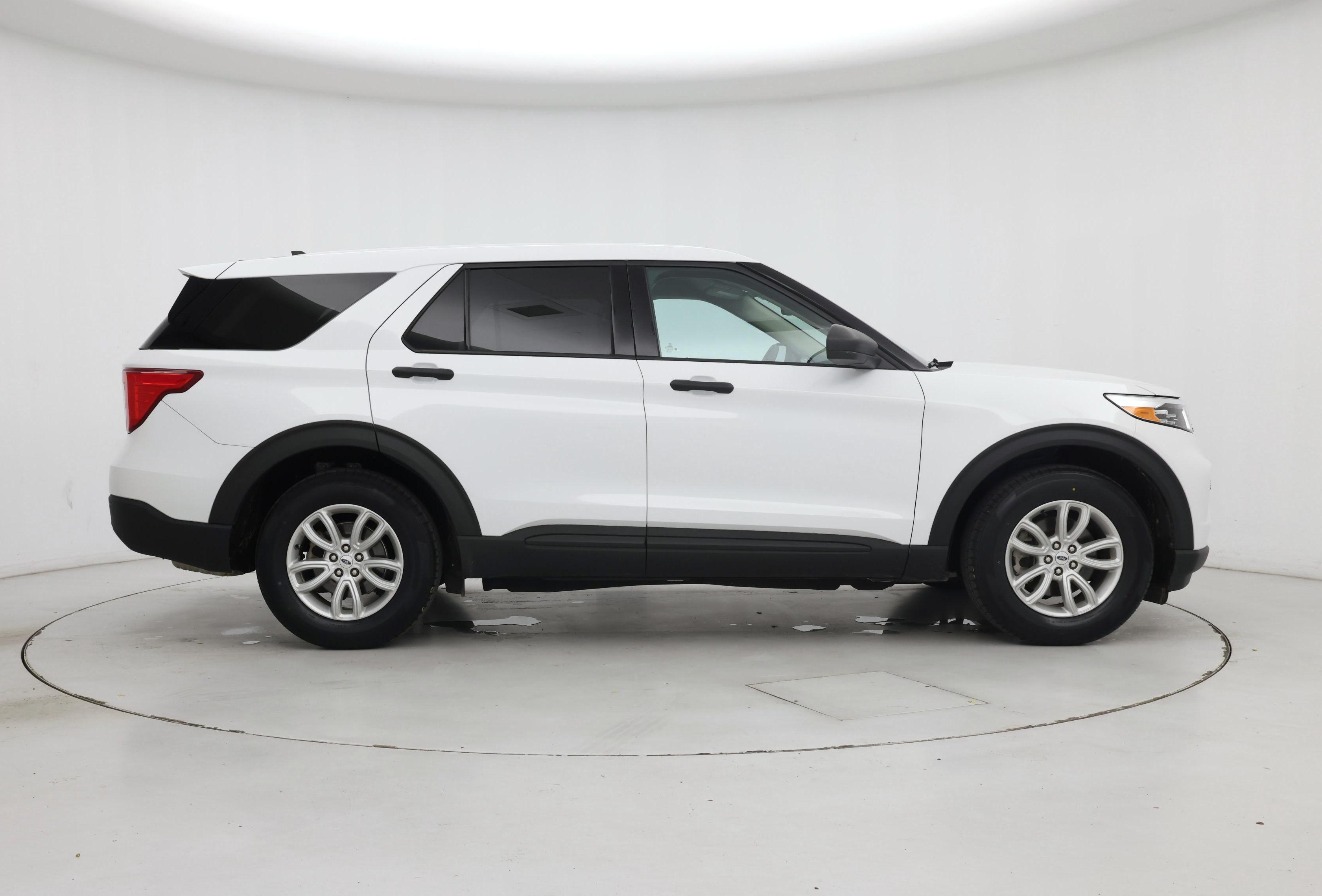 Thumbnail: 2021 Ford Explorer - 7