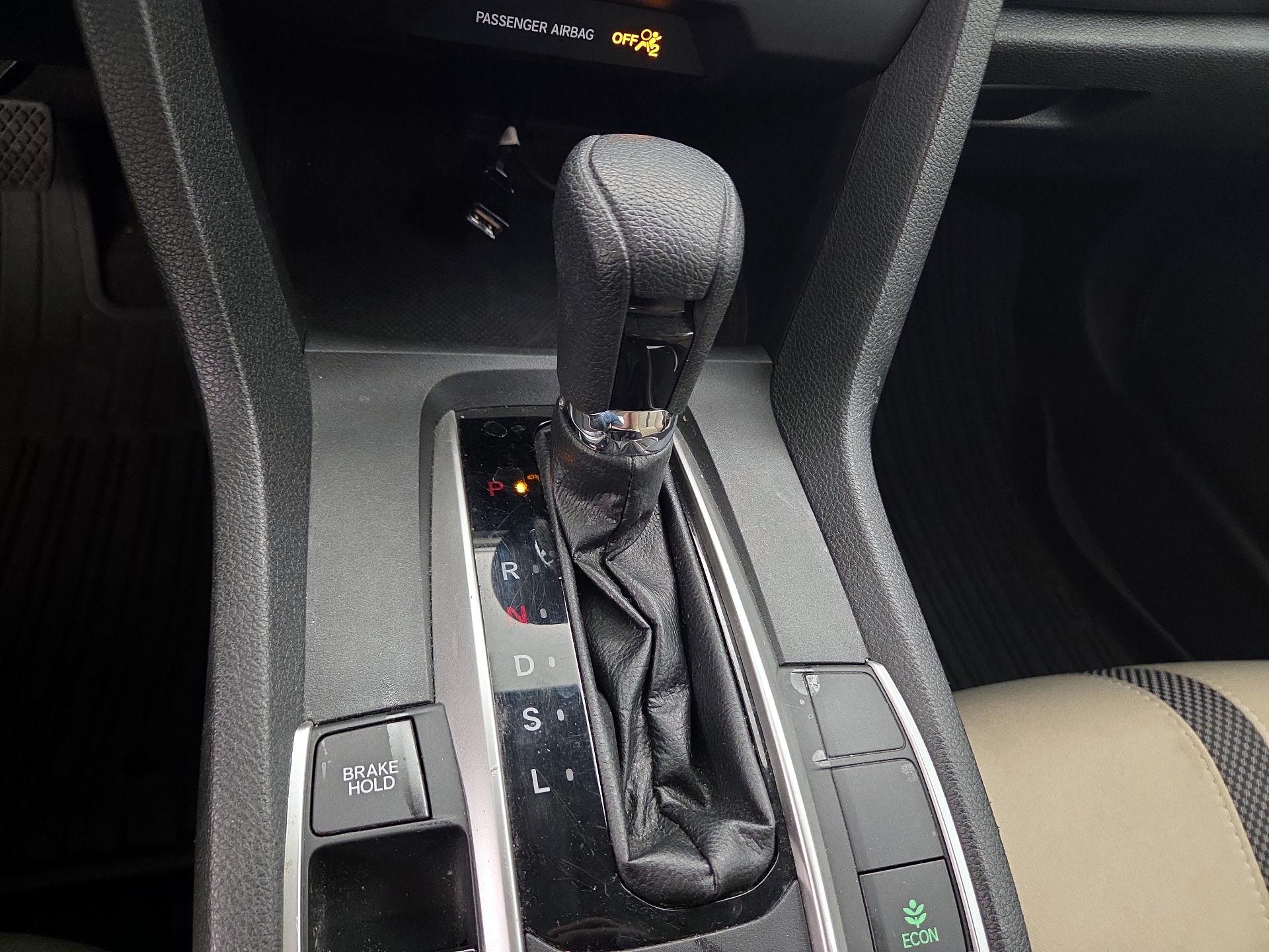 Thumbnail: 2019 Honda Civic - 17
