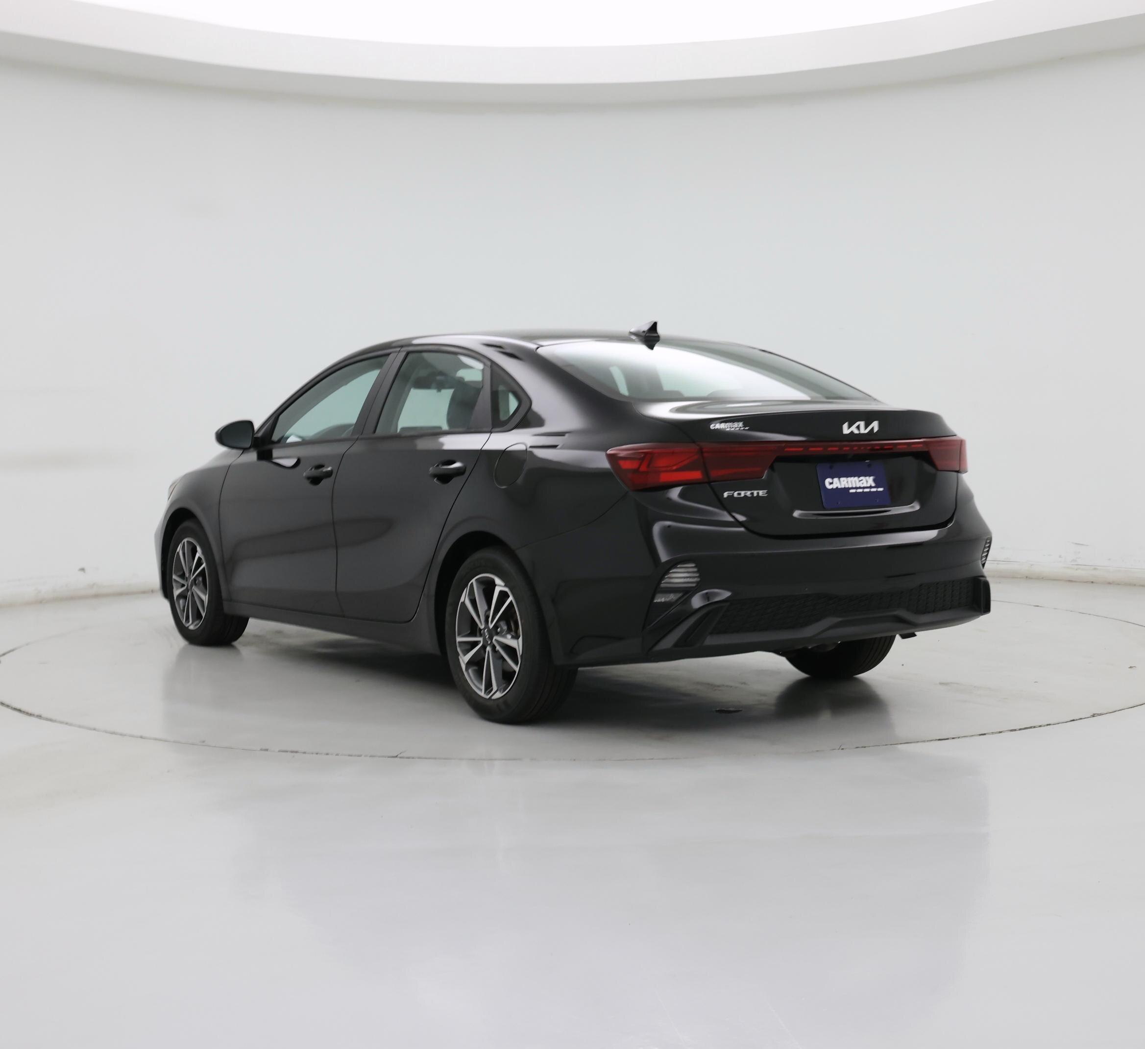 Thumbnail: 2023 Kia Forte - 2
