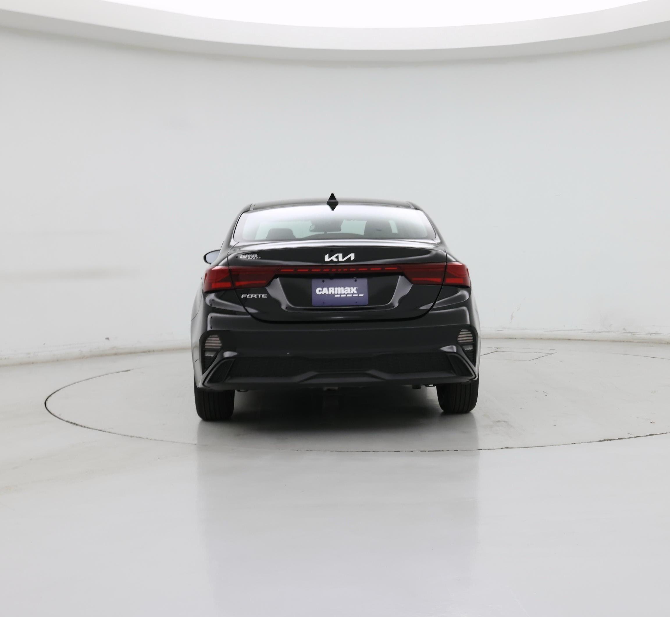 Thumbnail: 2023 Kia Forte - 6