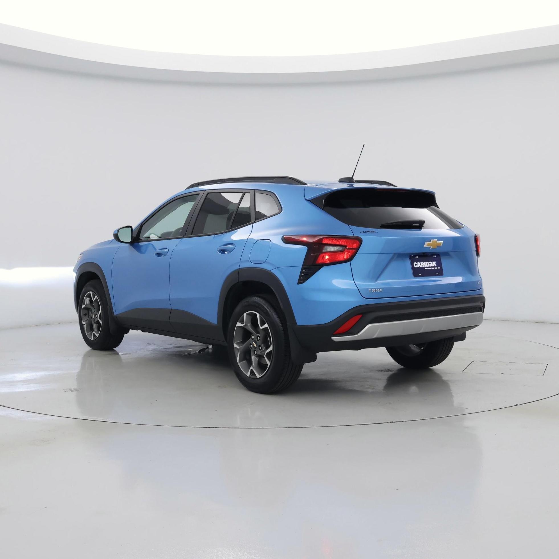 Thumbnail: 2025 Chevrolet Trax - 2
