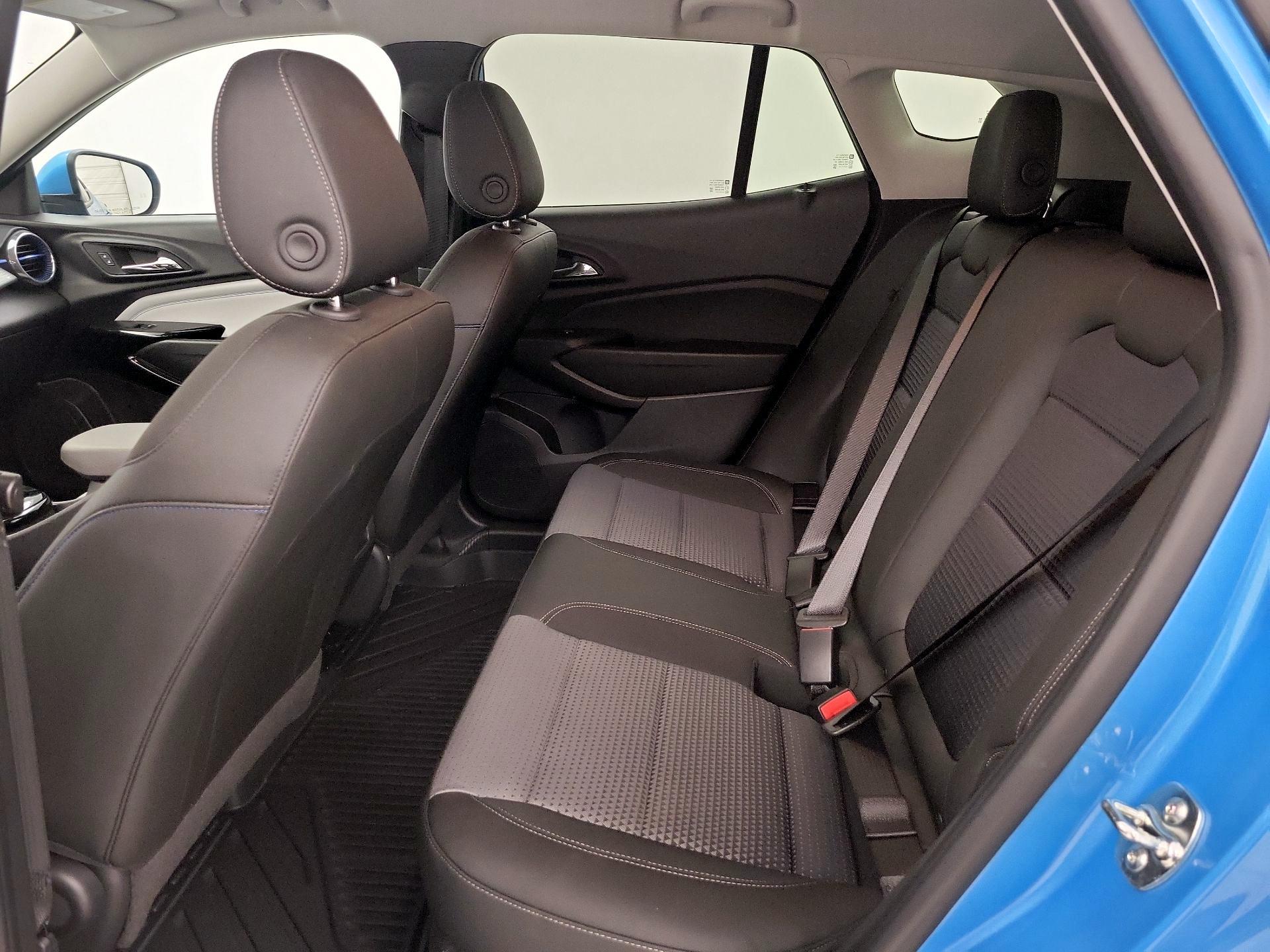 Thumbnail: 2025 Chevrolet Trax - 19