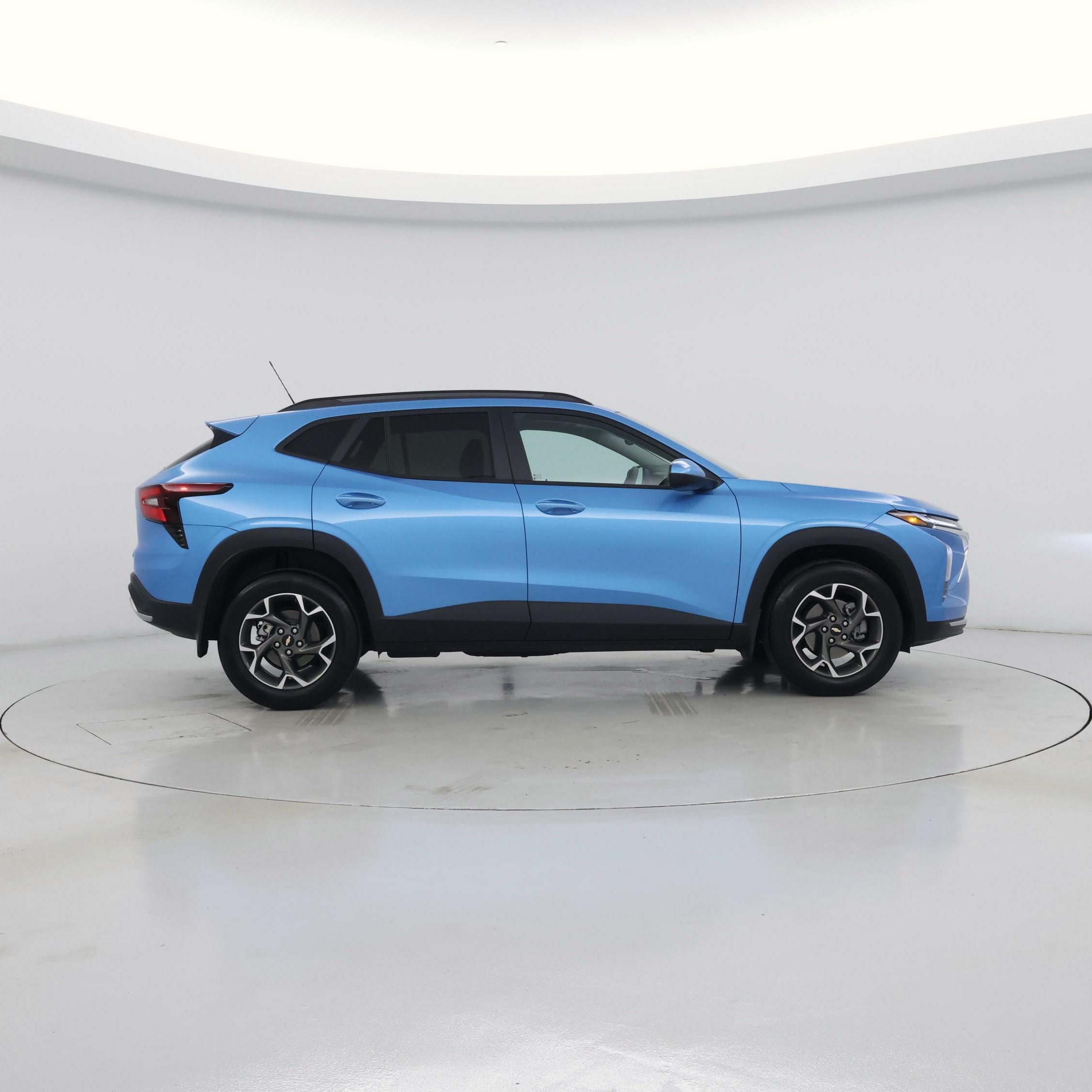 Thumbnail: 2025 Chevrolet Trax - 7