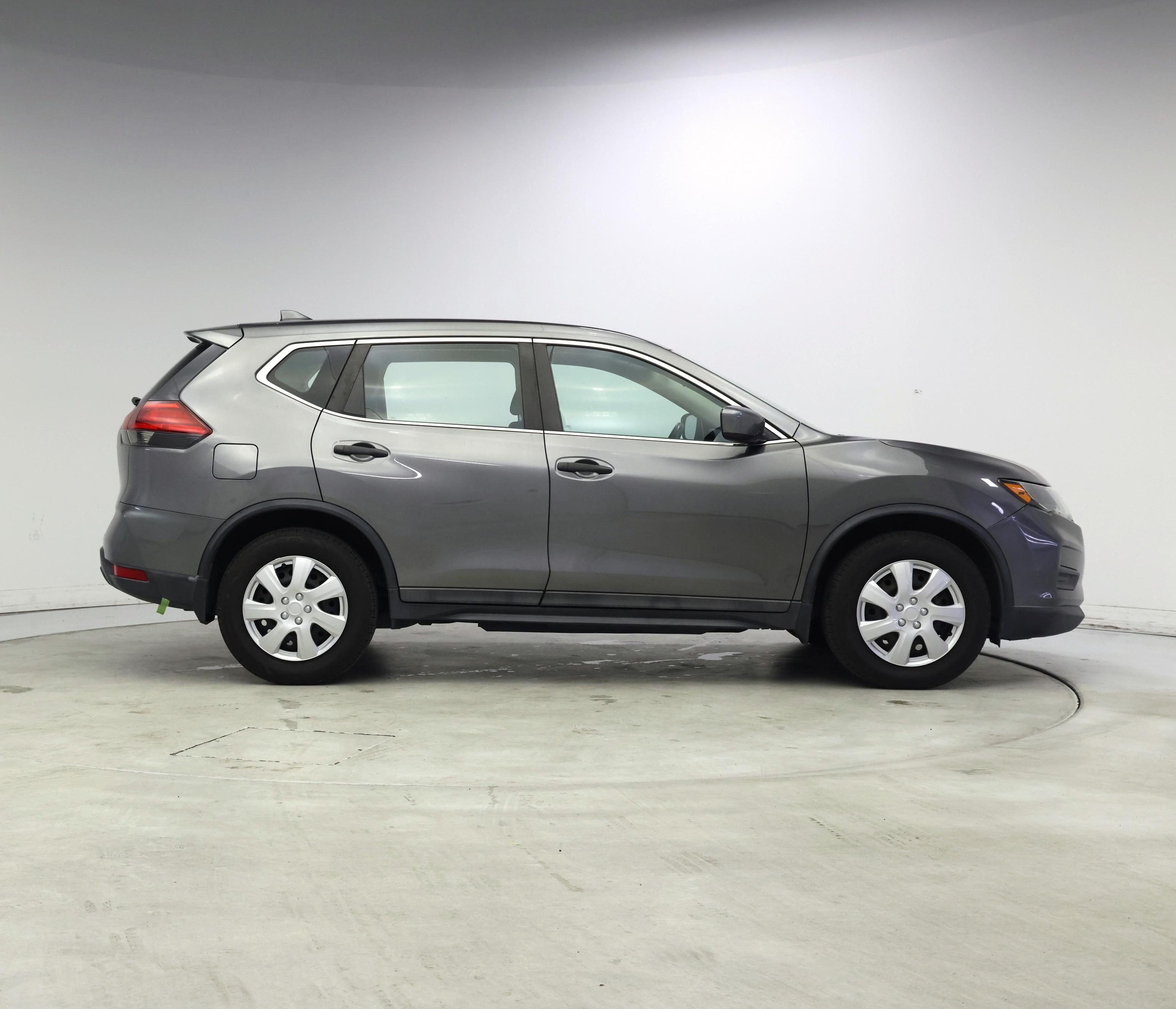 Thumbnail: 2017 Nissan Rogue - 7
