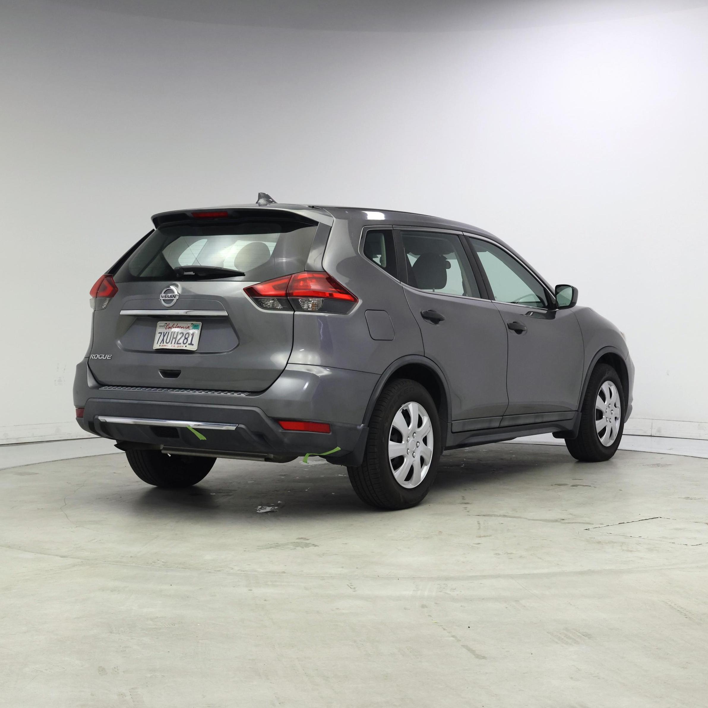 Thumbnail: 2017 Nissan Rogue - 8