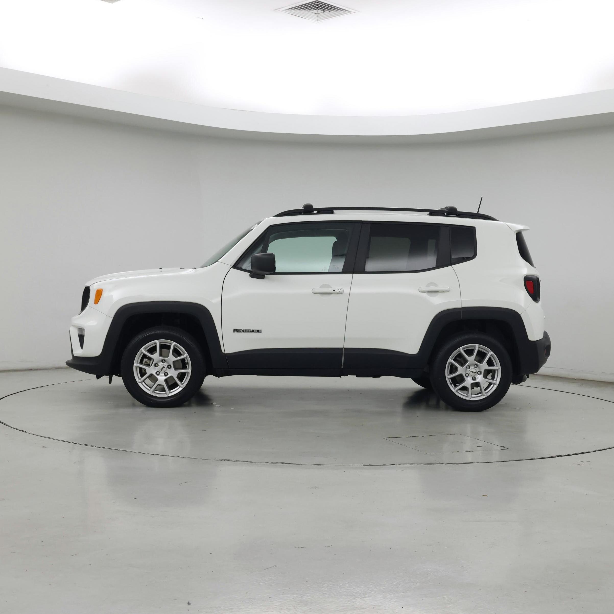 Thumbnail: 2022 Jeep Renegade - 3