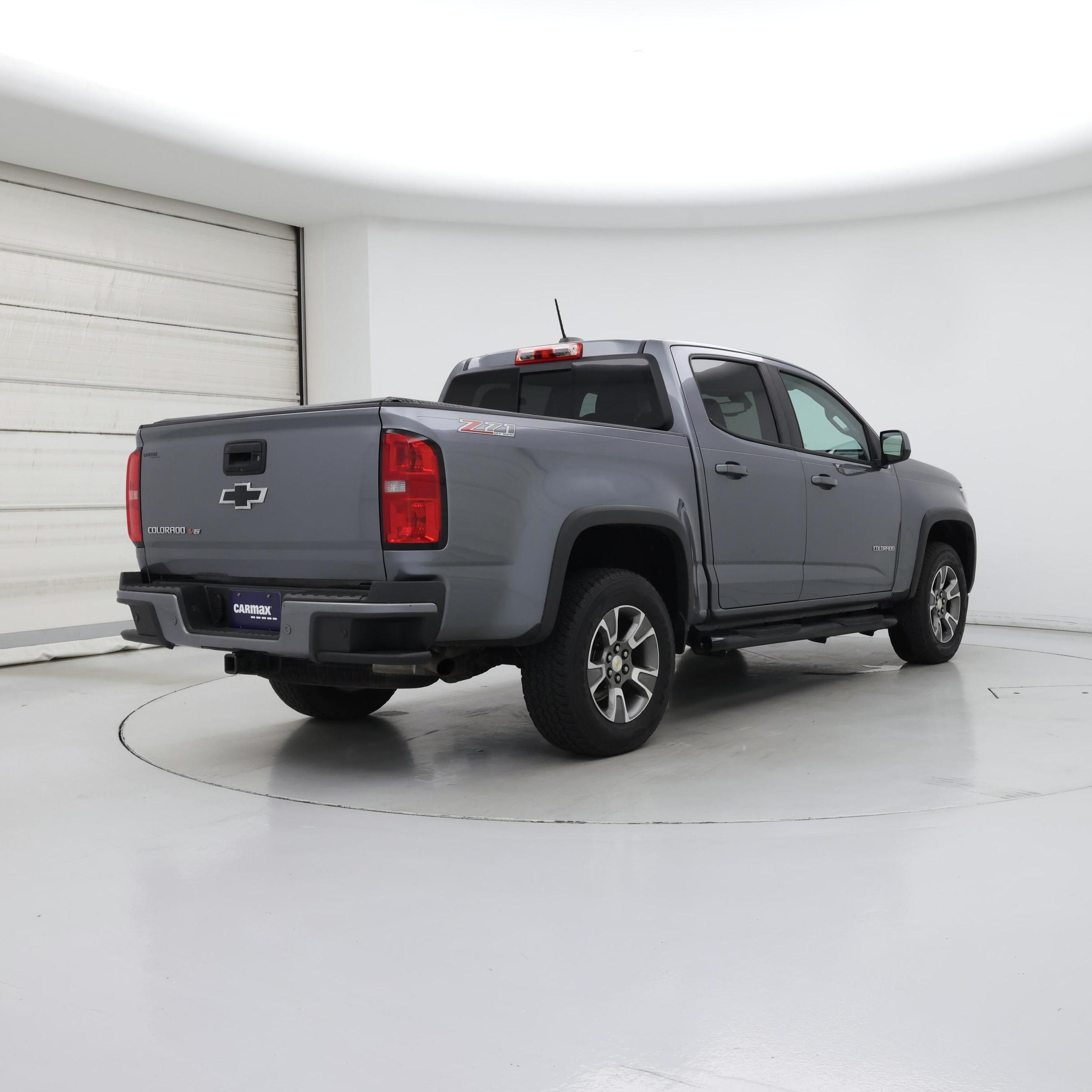 Thumbnail: 2019 Chevrolet Colorado - 8