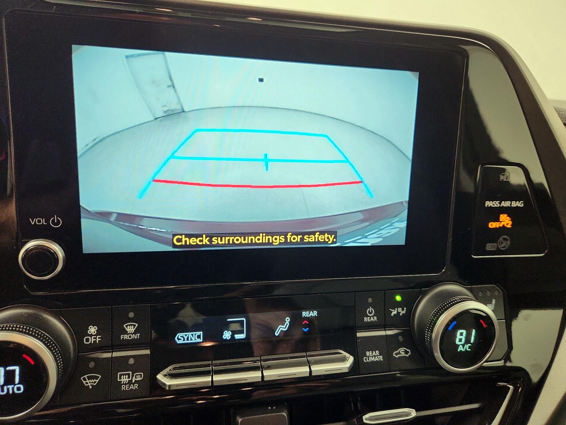 Thumbnail: 2024 Toyota Highlander - 14