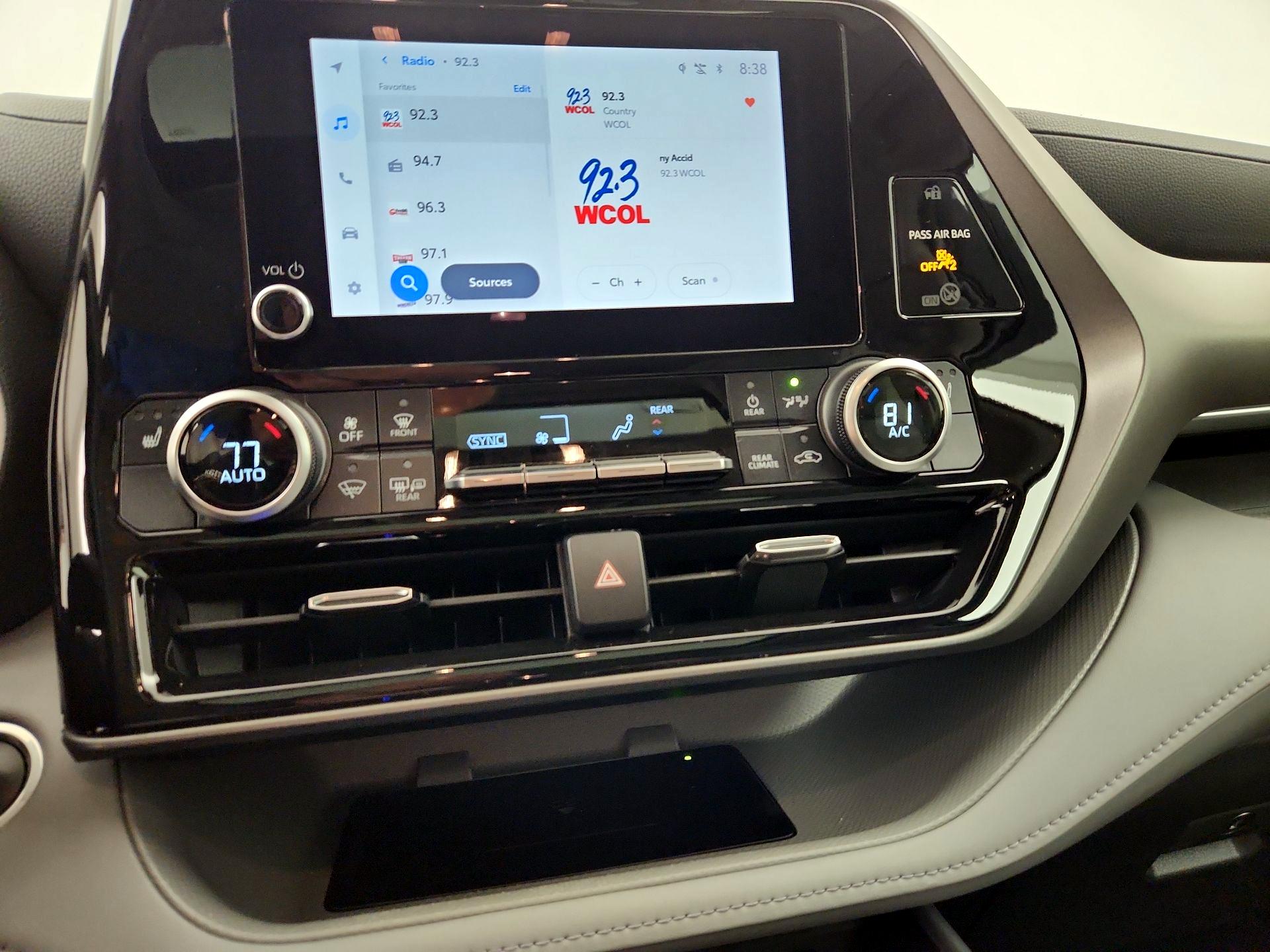 Thumbnail: 2024 Toyota Highlander - 16