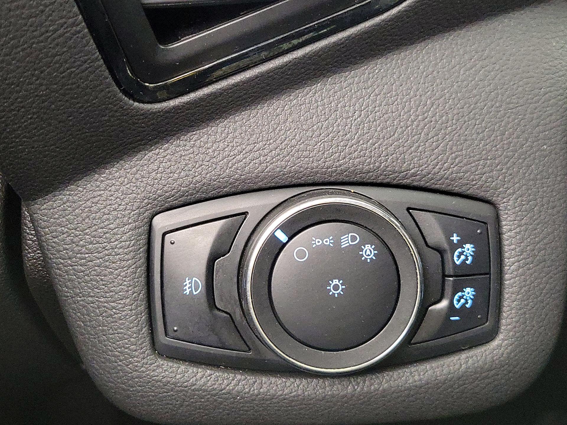 Thumbnail: 2014 Ford Escape - 13