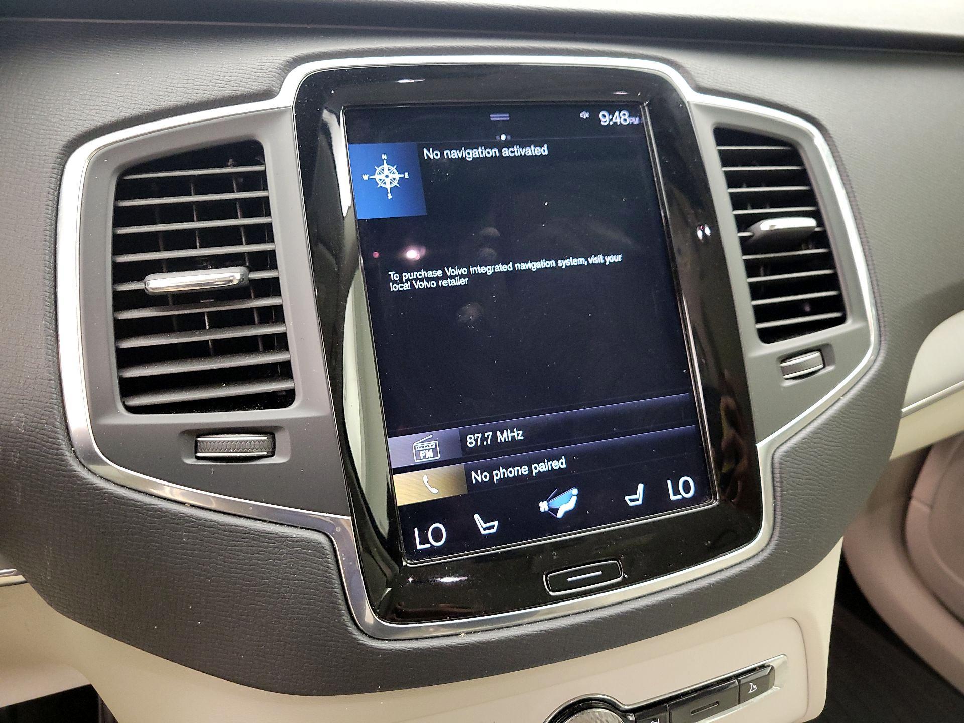 Thumbnail: 2021 Volvo XC90 - 14