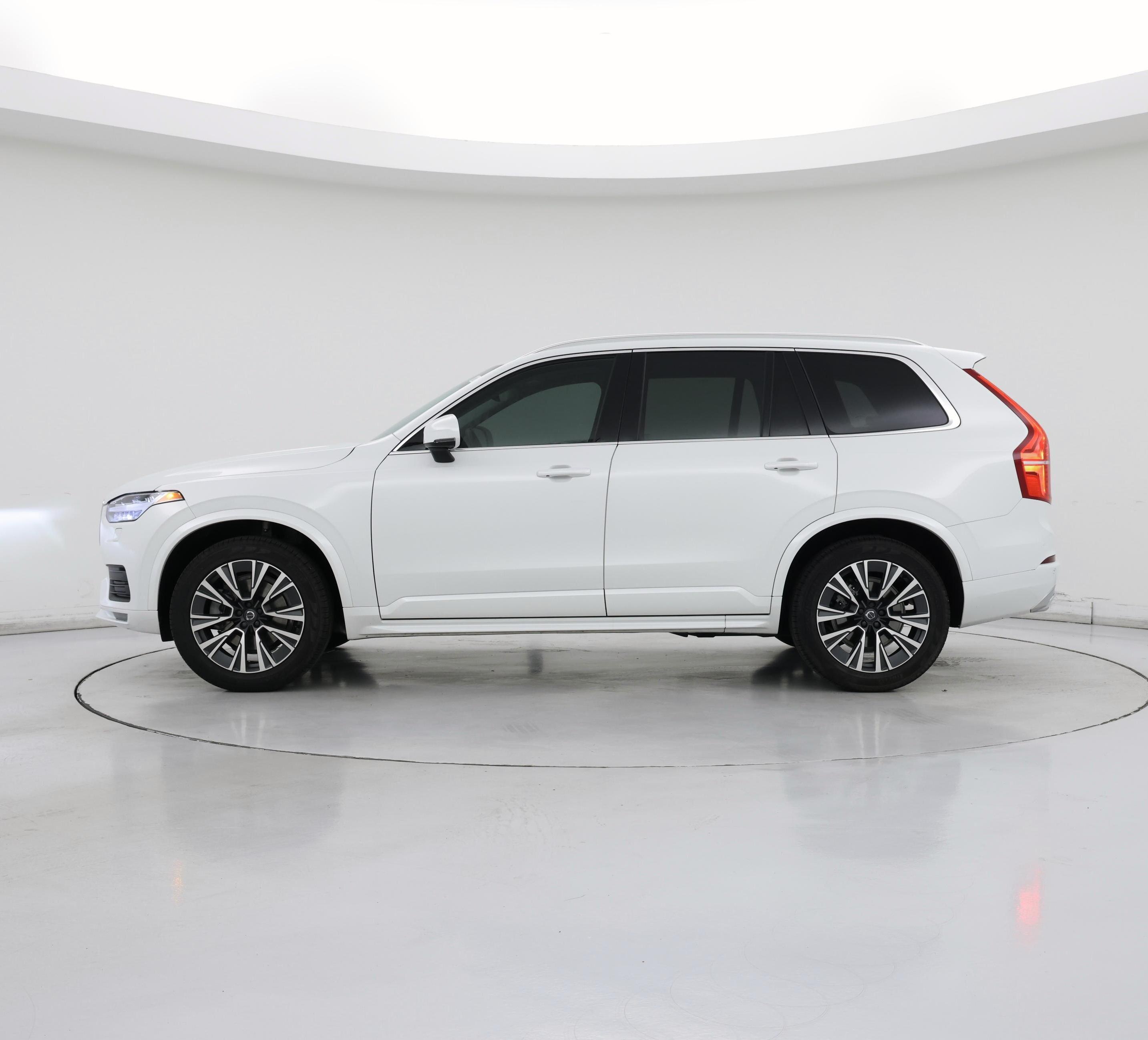 Thumbnail: 2021 Volvo XC90 - 3