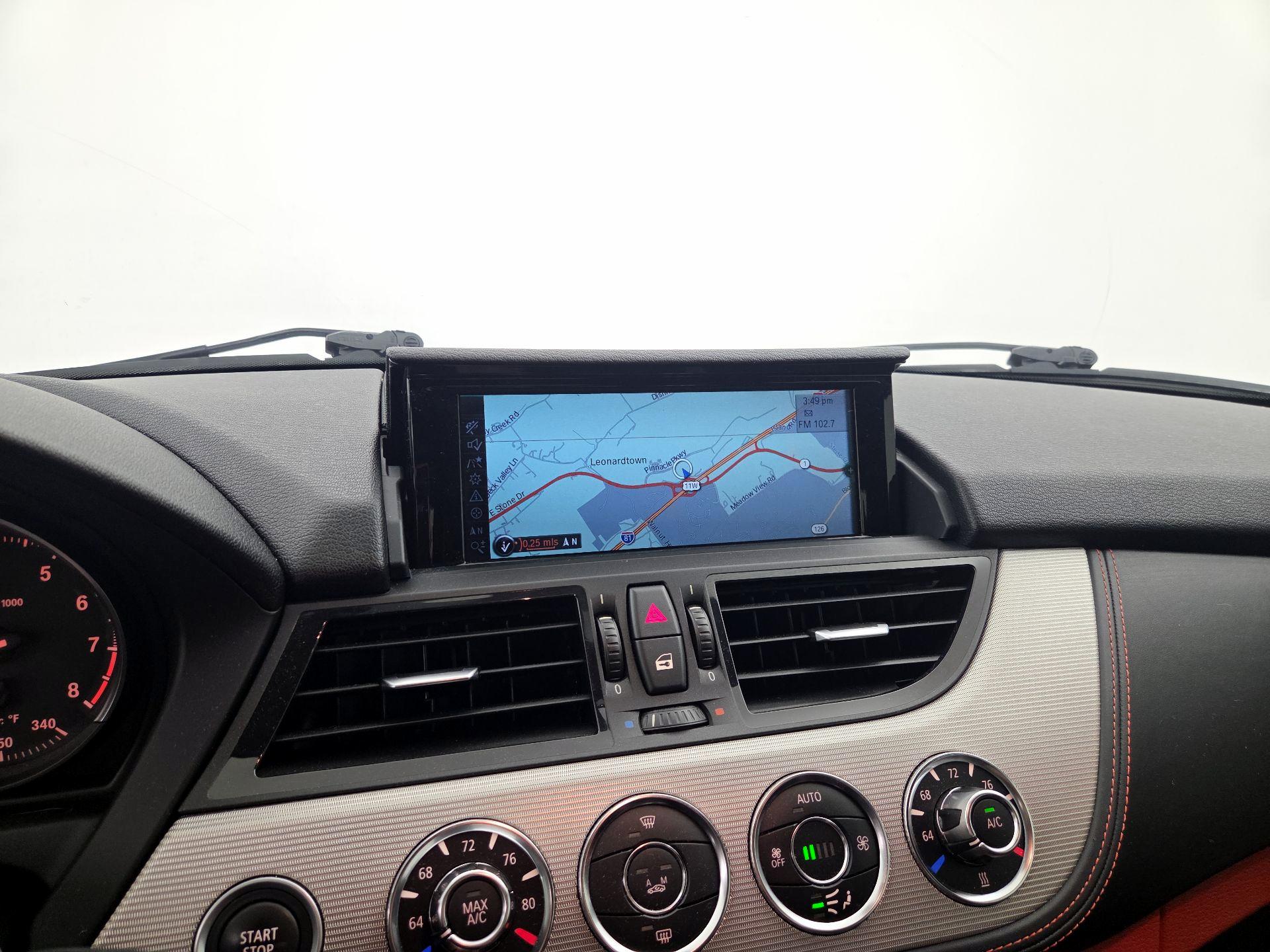Thumbnail: 2016 BMW Z4 - 14