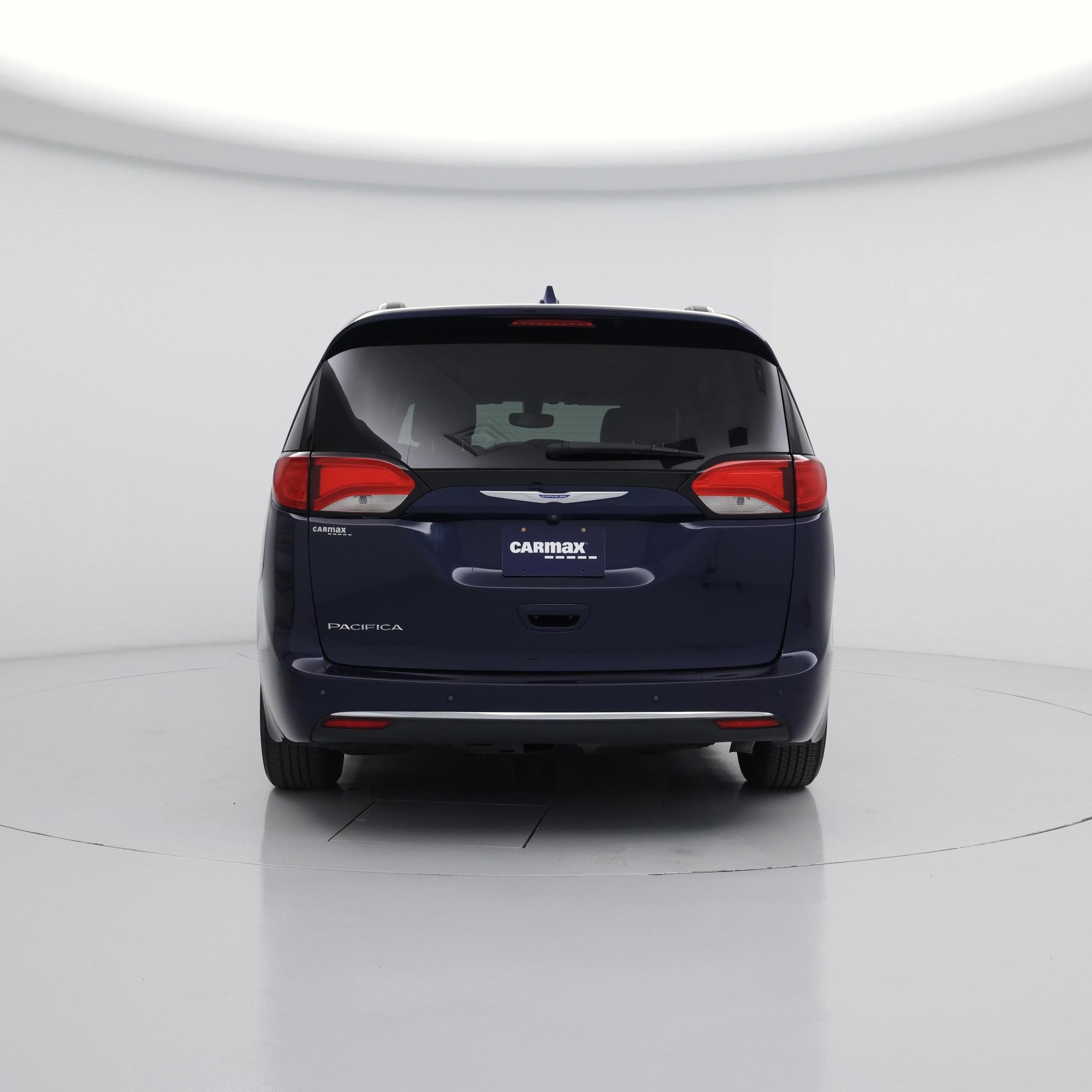 Thumbnail: 2018 Chrysler Pacifica - 6
