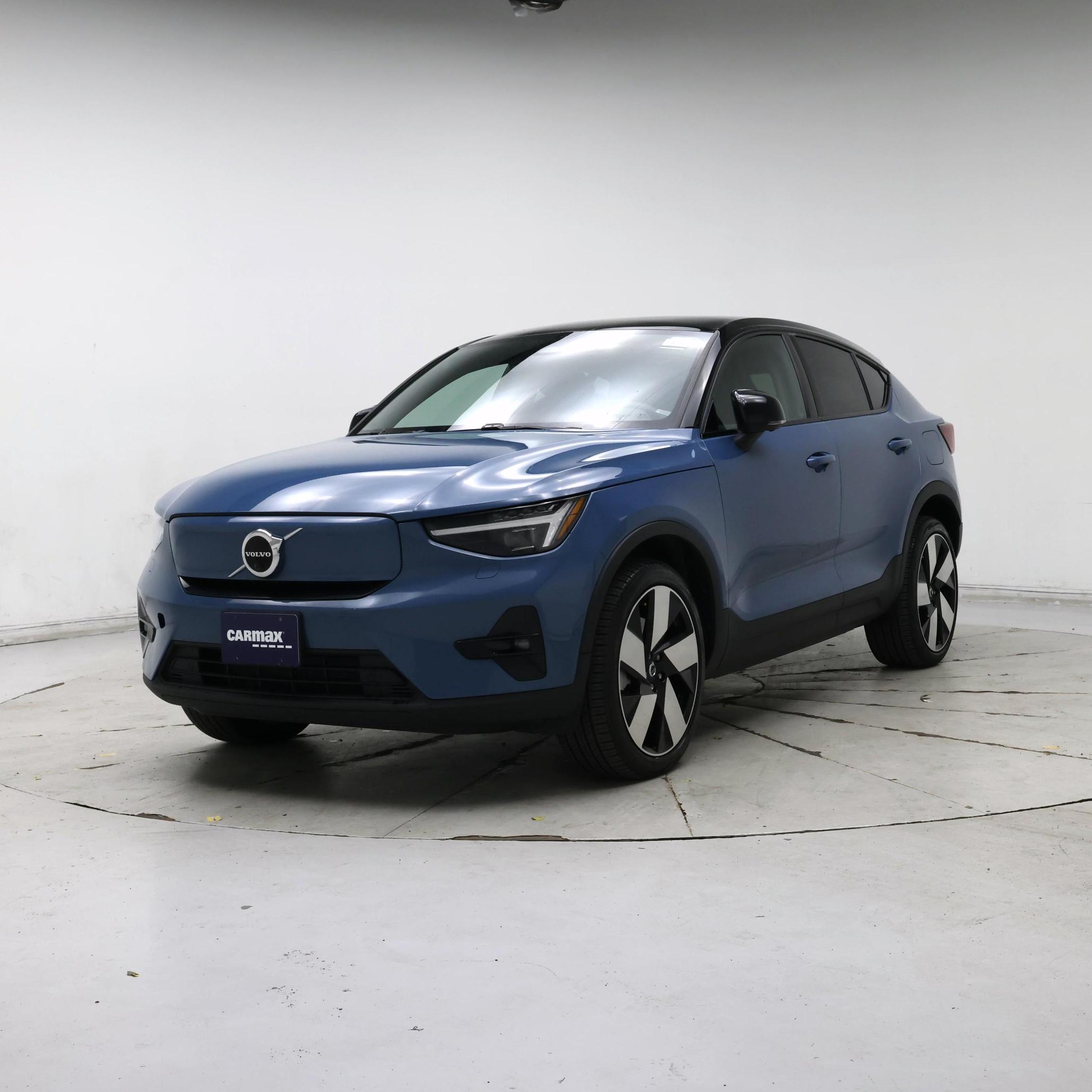 Thumbnail: 2022 Volvo C40 - 4