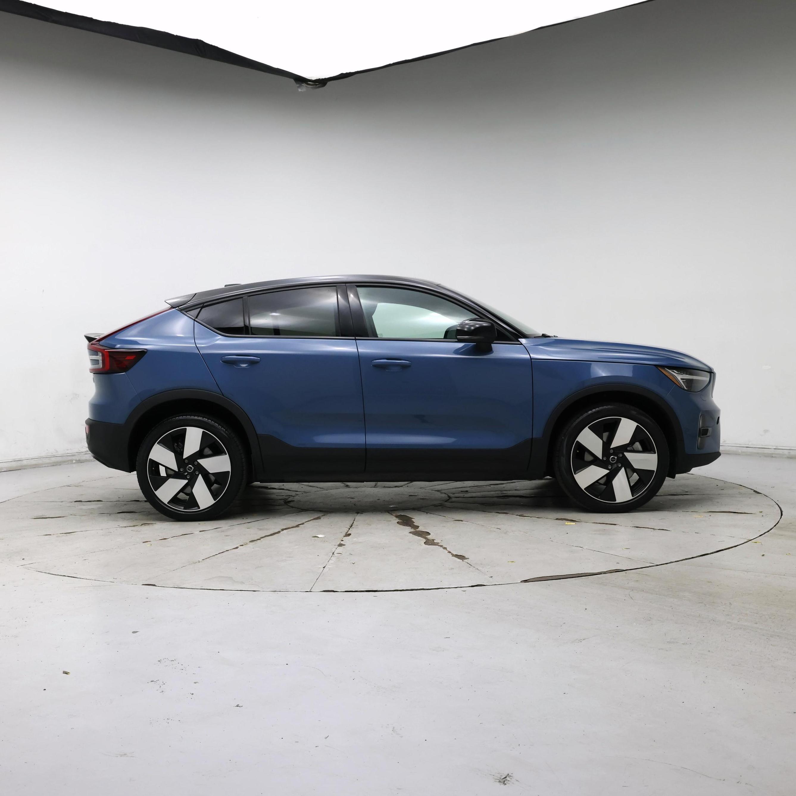 Thumbnail: 2022 Volvo C40 - 7