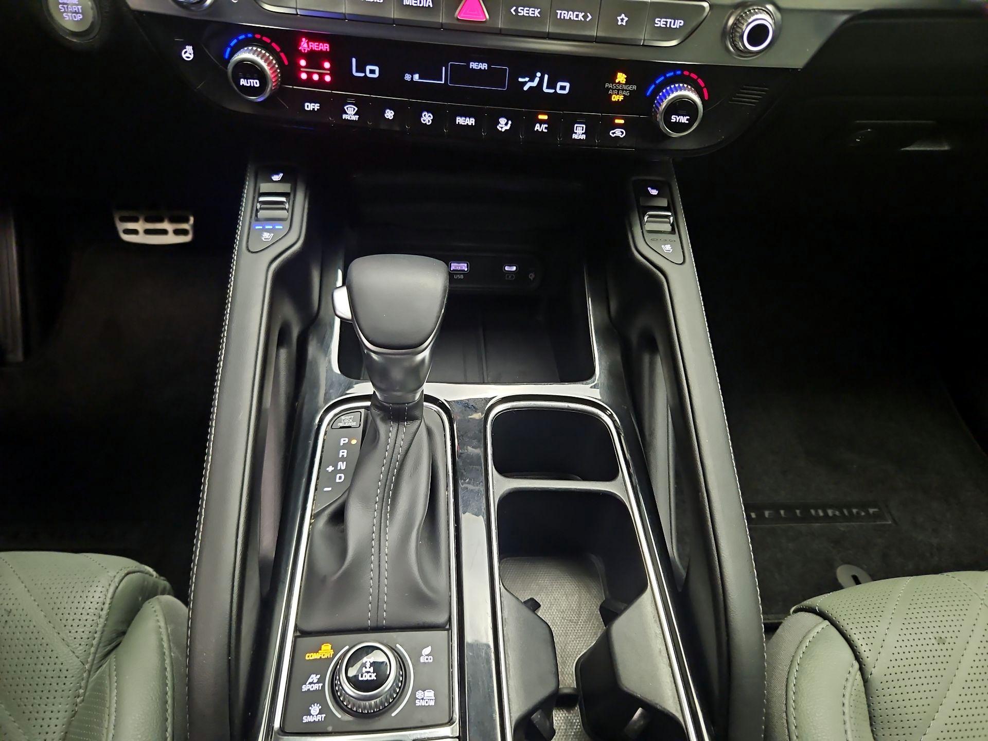 Thumbnail: 2024 Kia Telluride - 16