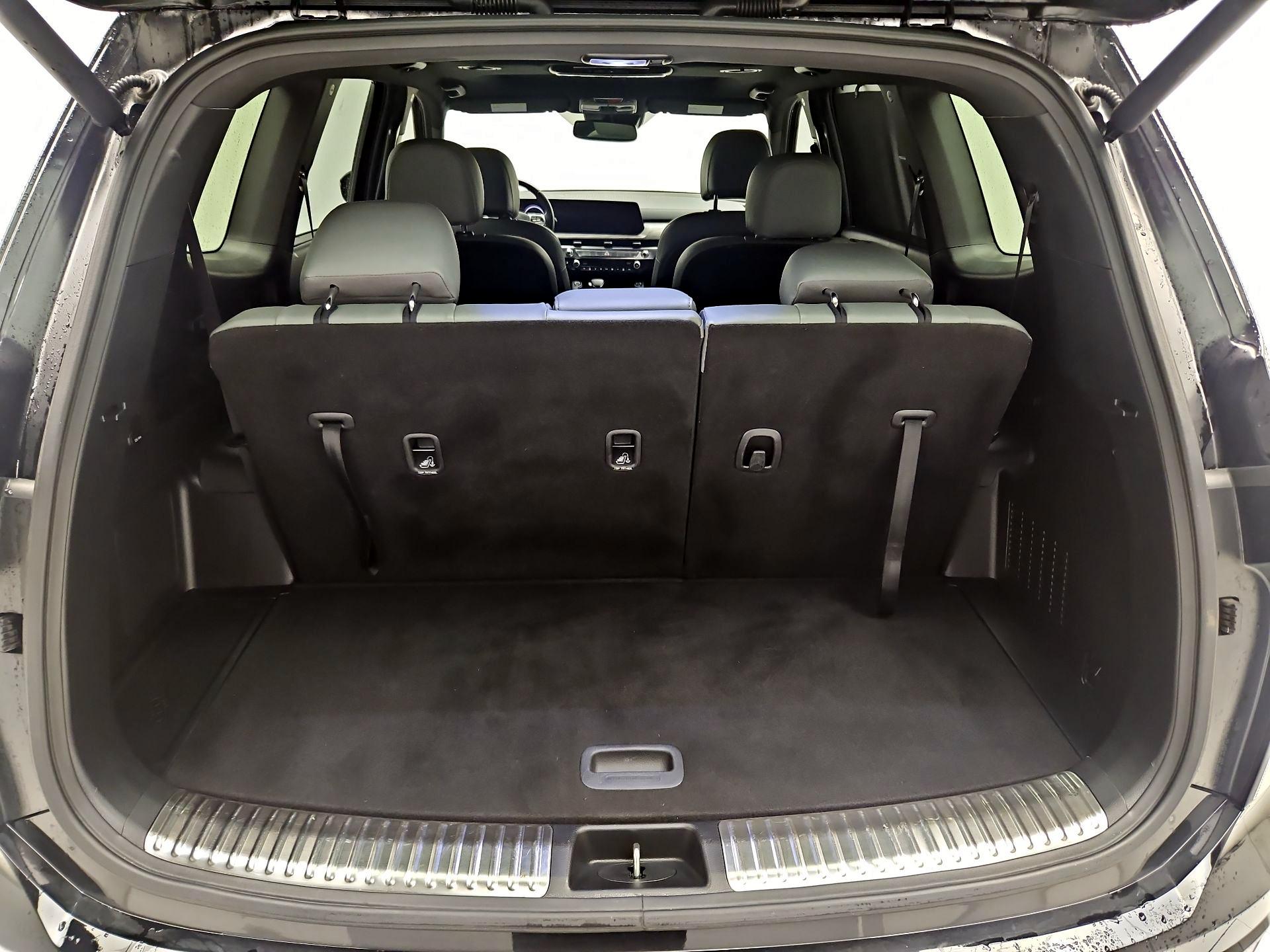 Thumbnail: 2024 Kia Telluride - 18
