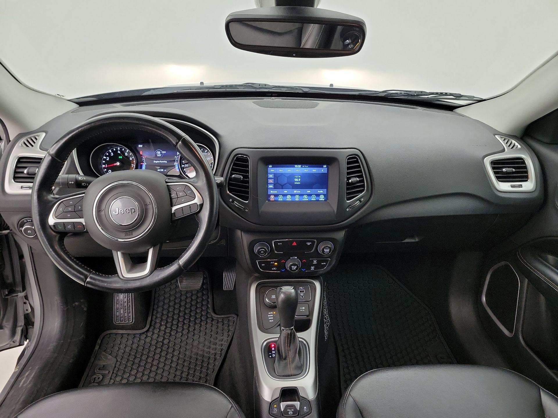 Thumbnail: 2020 Jeep Compass - 9