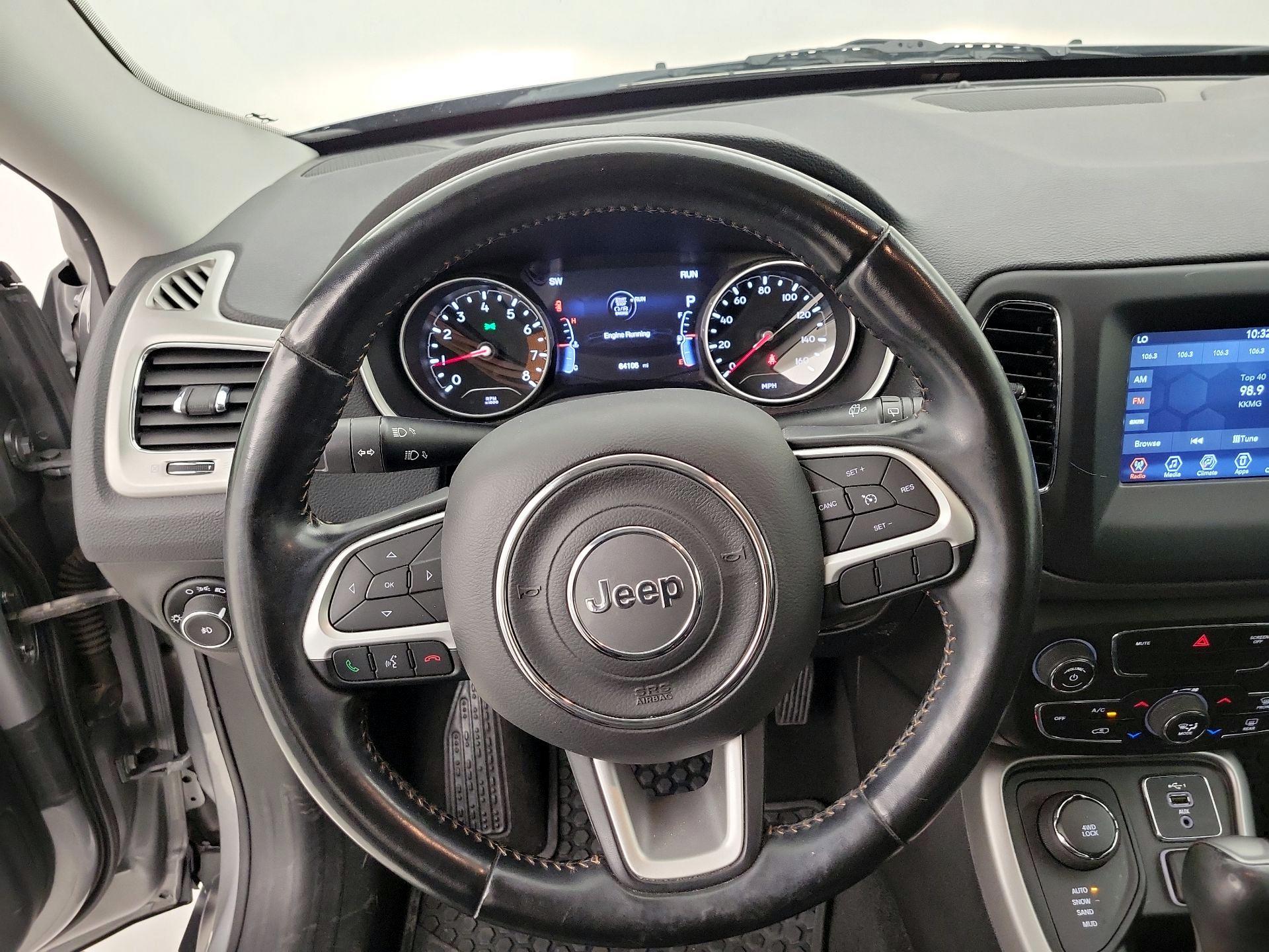 Thumbnail: 2020 Jeep Compass - 10