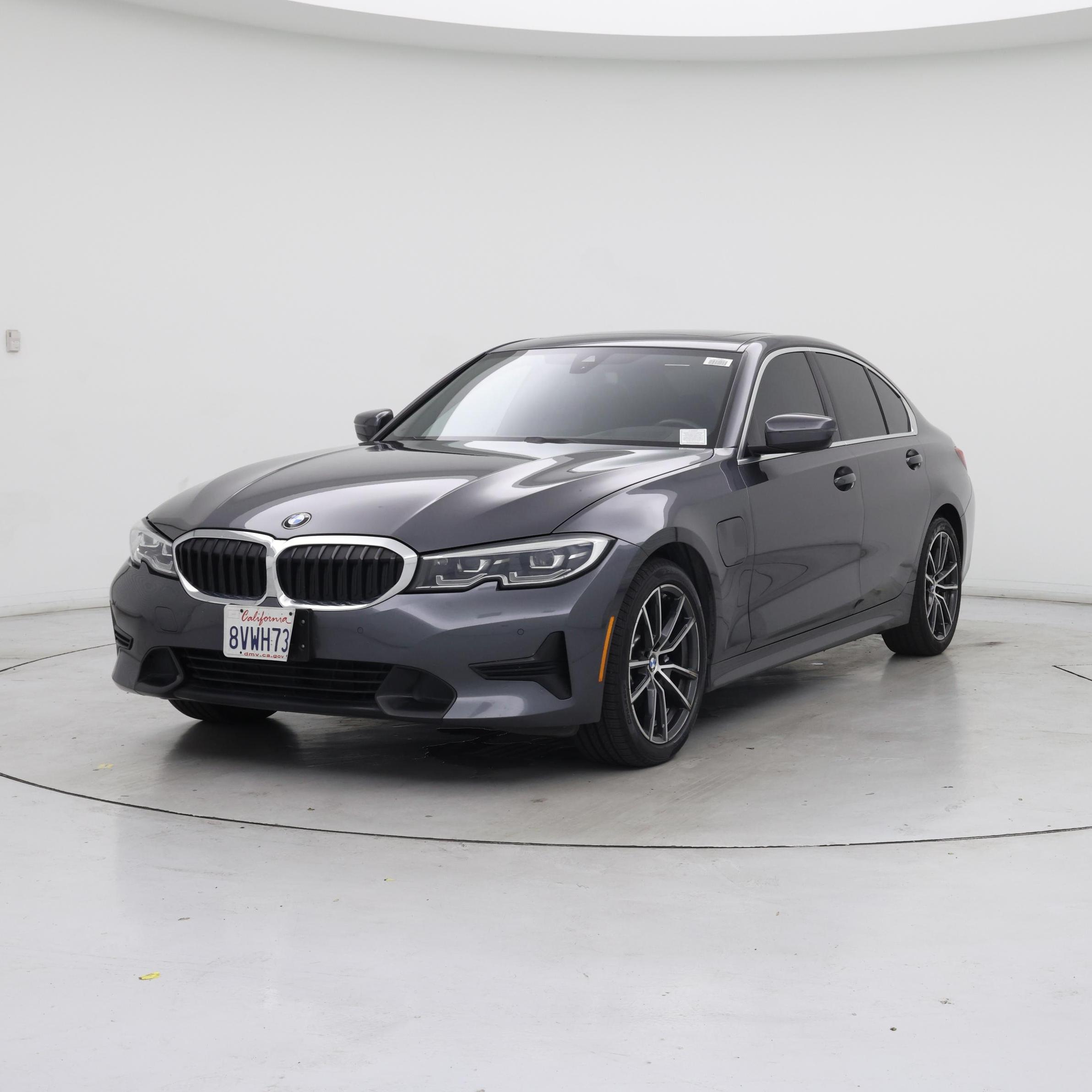 Thumbnail: 2021 BMW 3 Series - 4