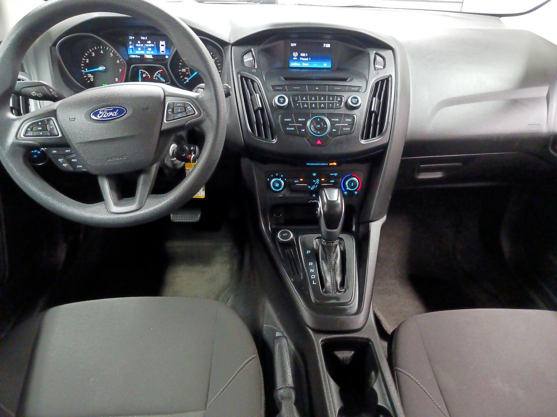 Thumbnail: 2016 Ford Focus - 8
