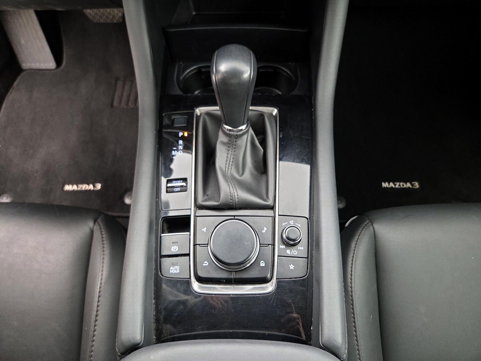 Thumbnail: 2019 Mazda Mazda3 - 18