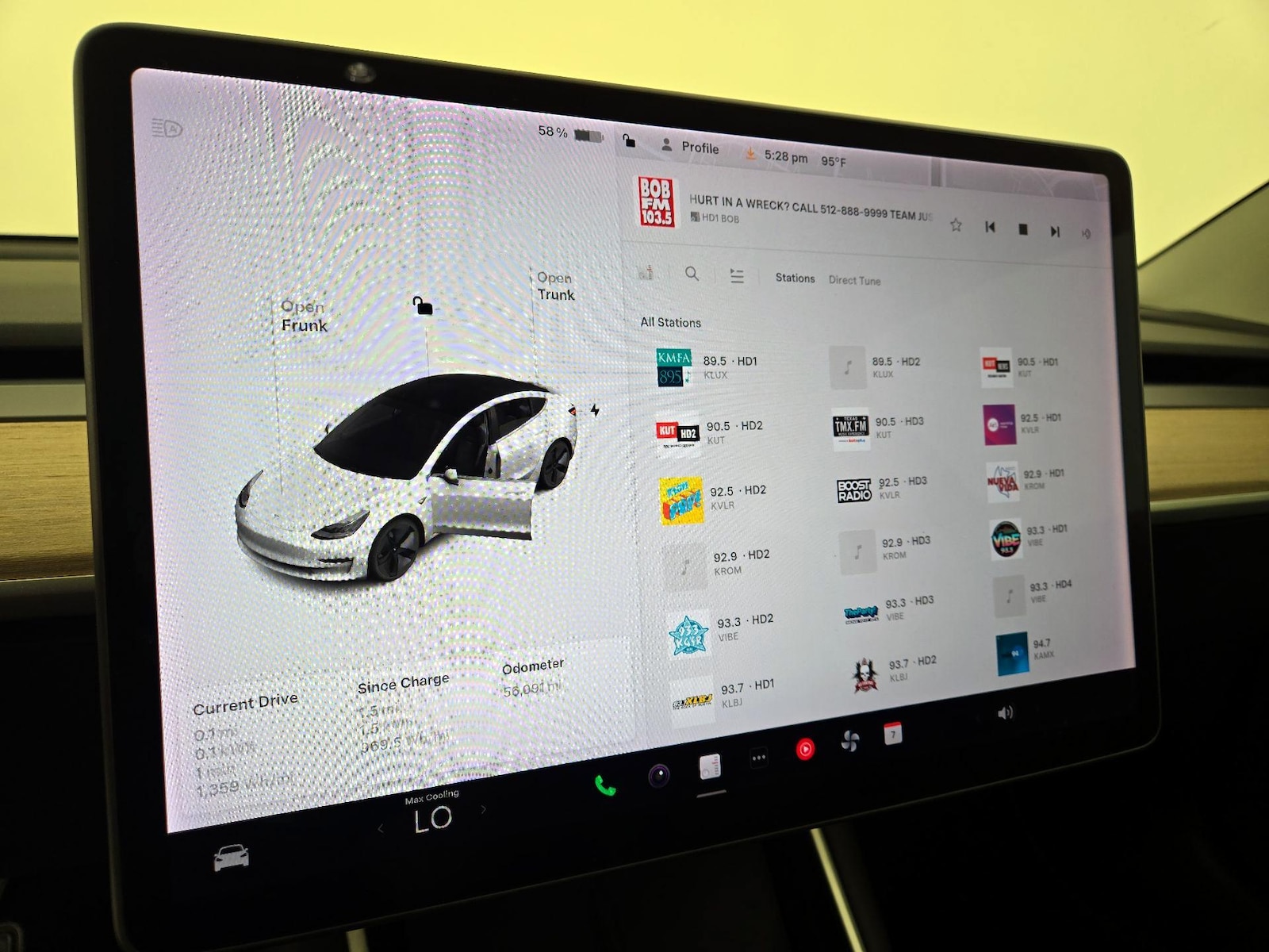 2020 Tesla Model 3 Base - Photo 16