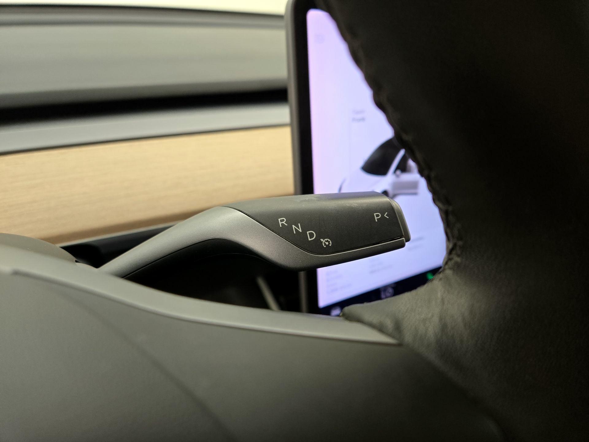 Thumbnail: 2020 Tesla Model 3 - 17