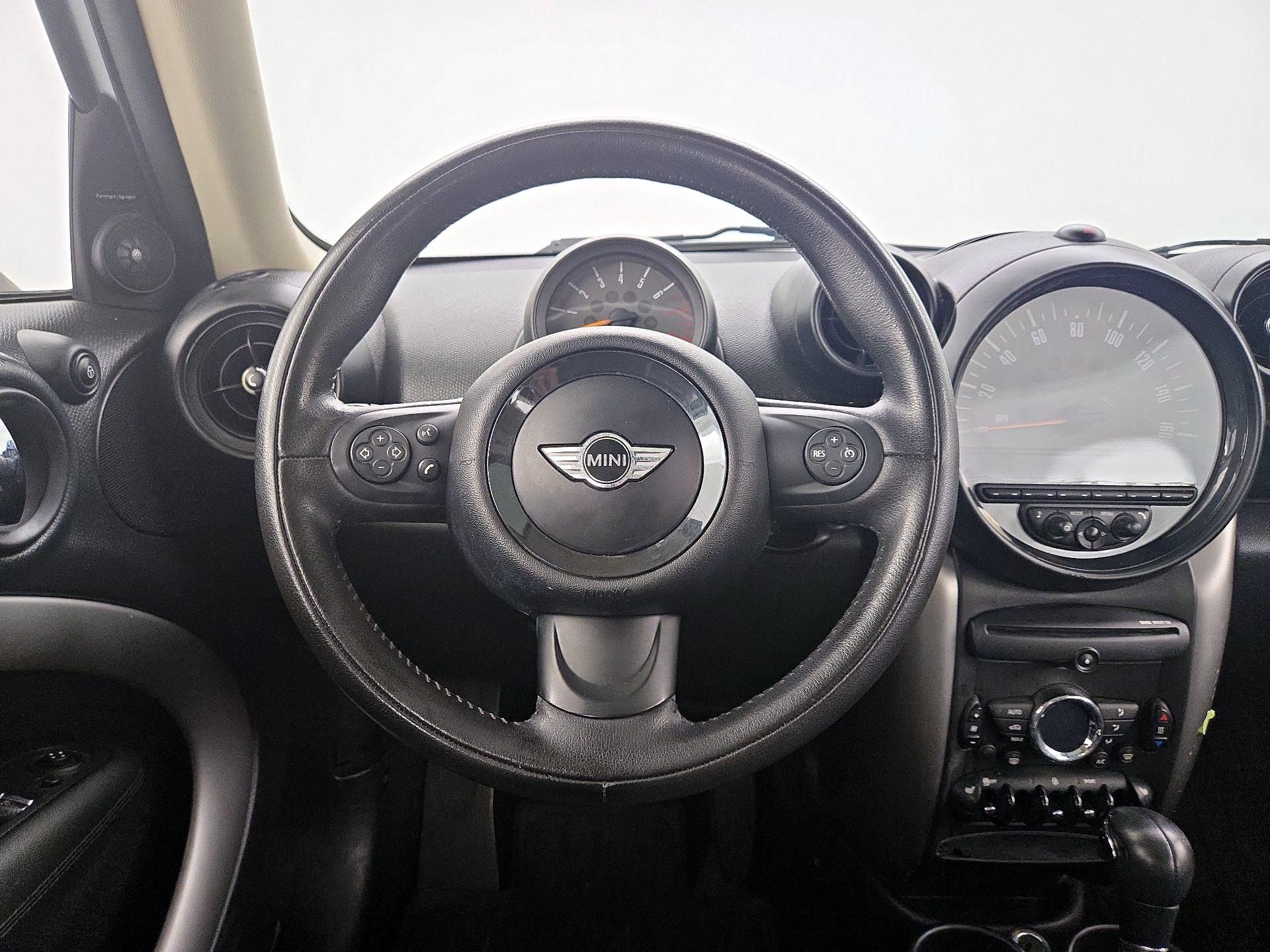 Thumbnail: 2016 MINI Cooper Countryman - 10