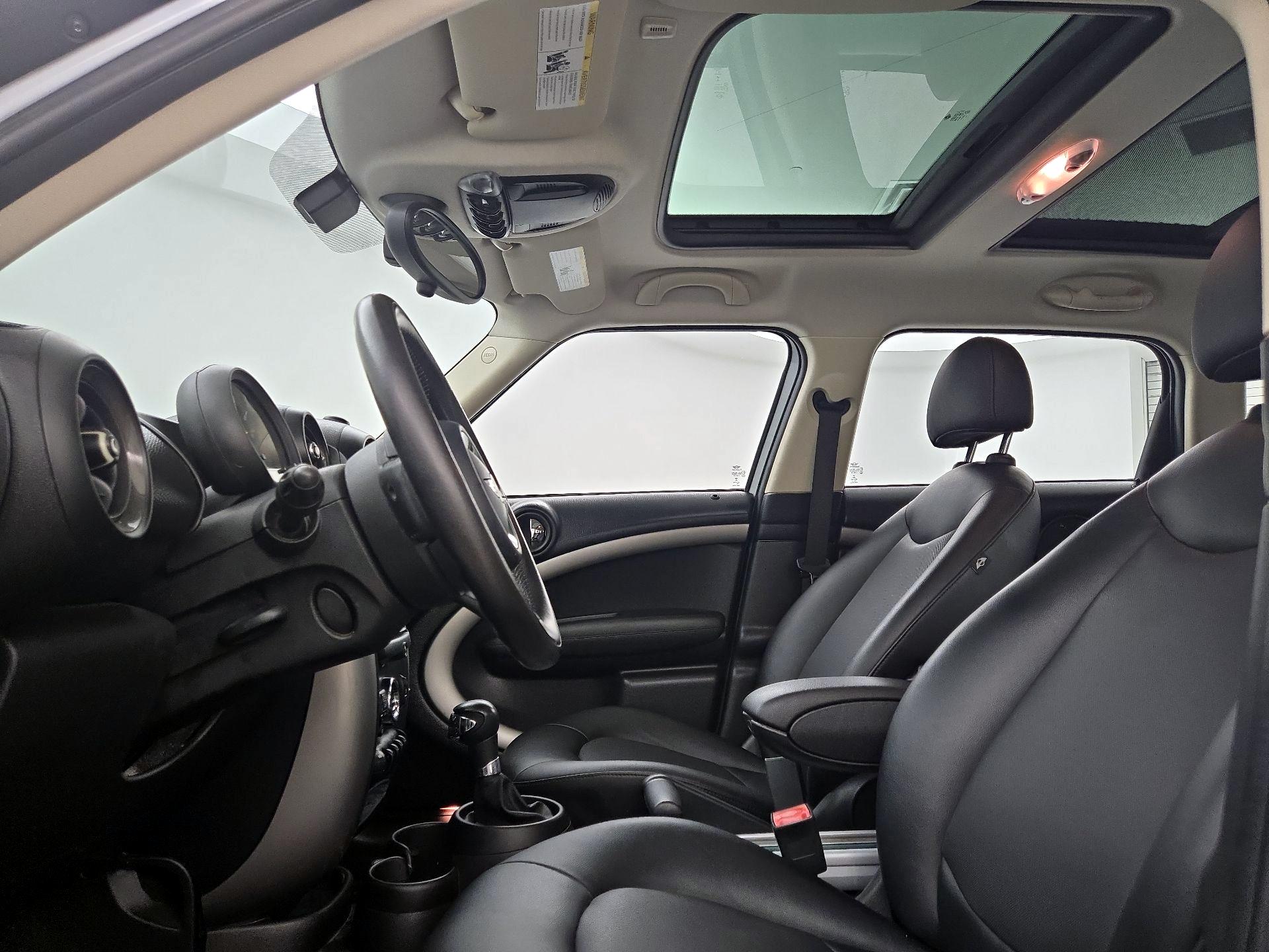 Thumbnail: 2016 MINI Cooper Countryman - 17