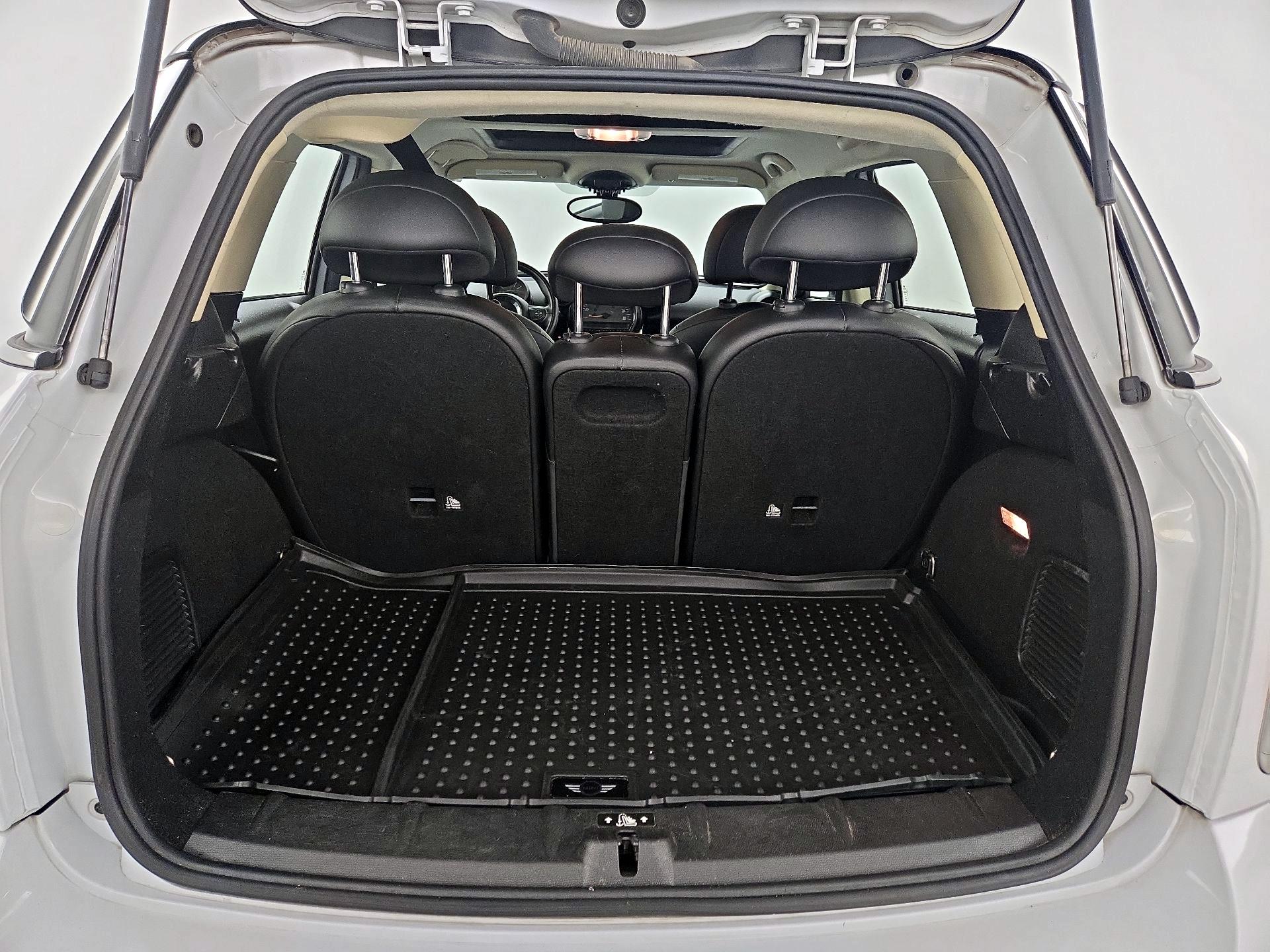 Thumbnail: 2016 MINI Cooper Countryman - 19