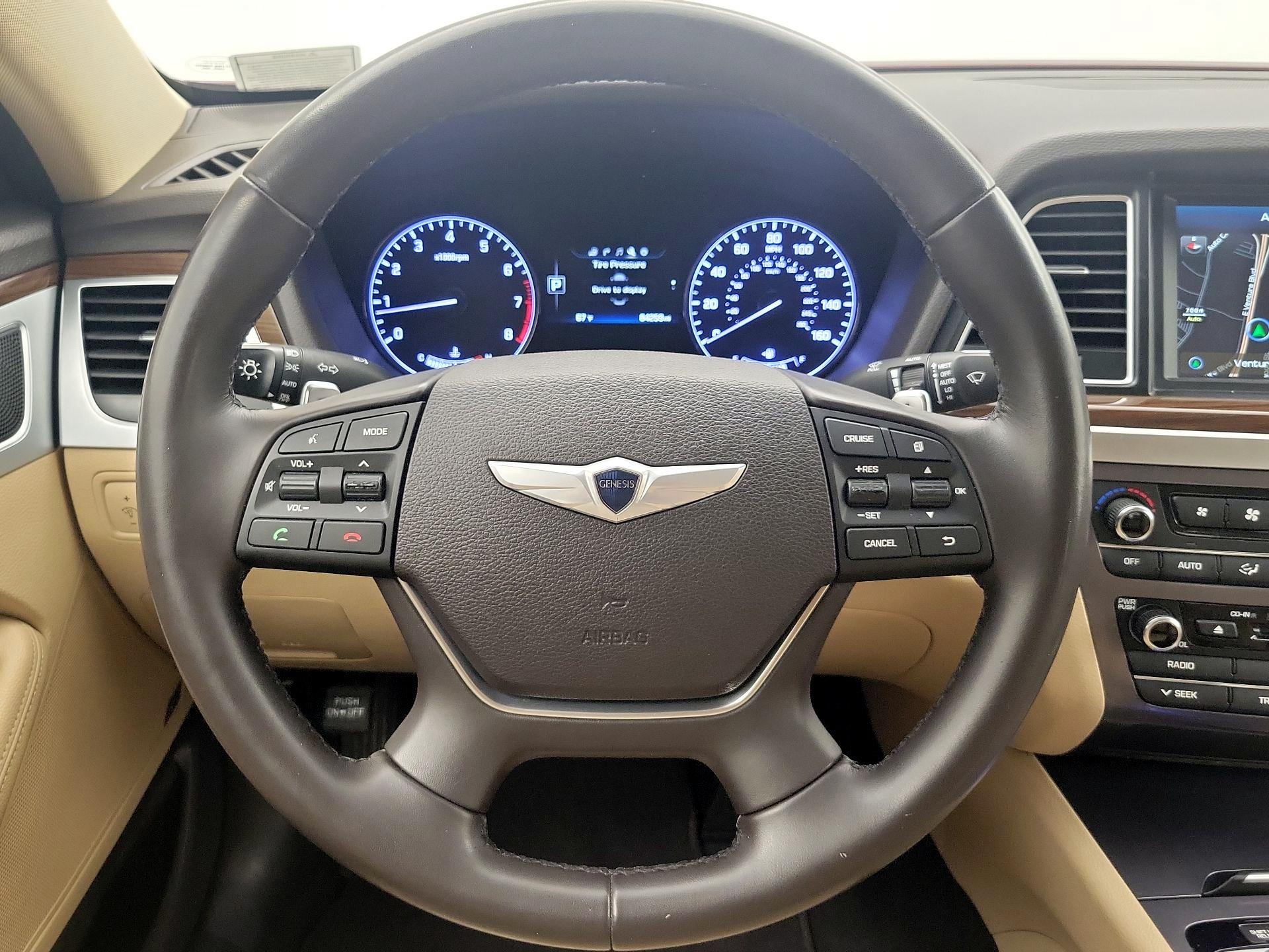 Thumbnail: 2015 Hyundai Genesis - 10