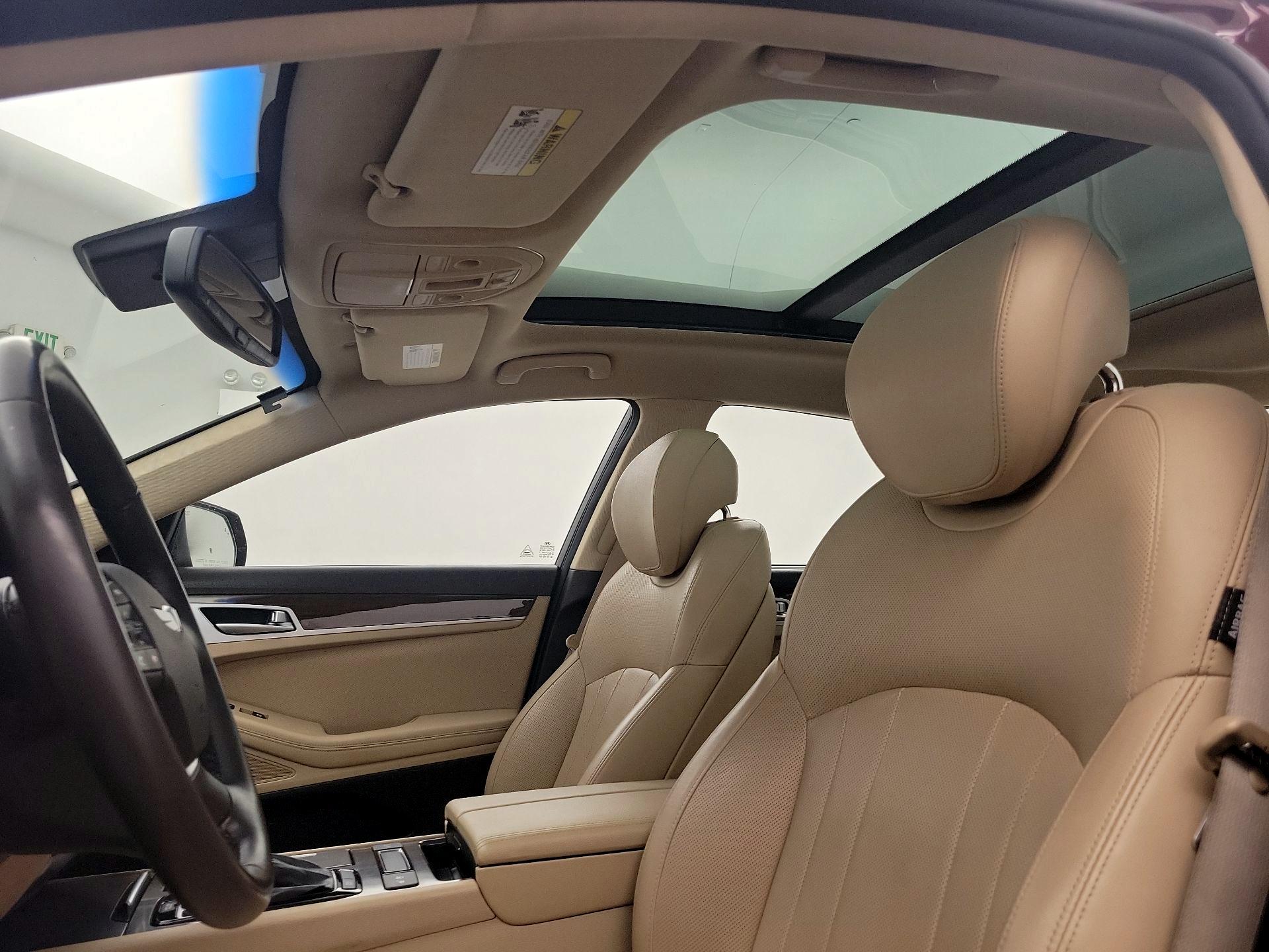 Thumbnail: 2015 Hyundai Genesis - 20