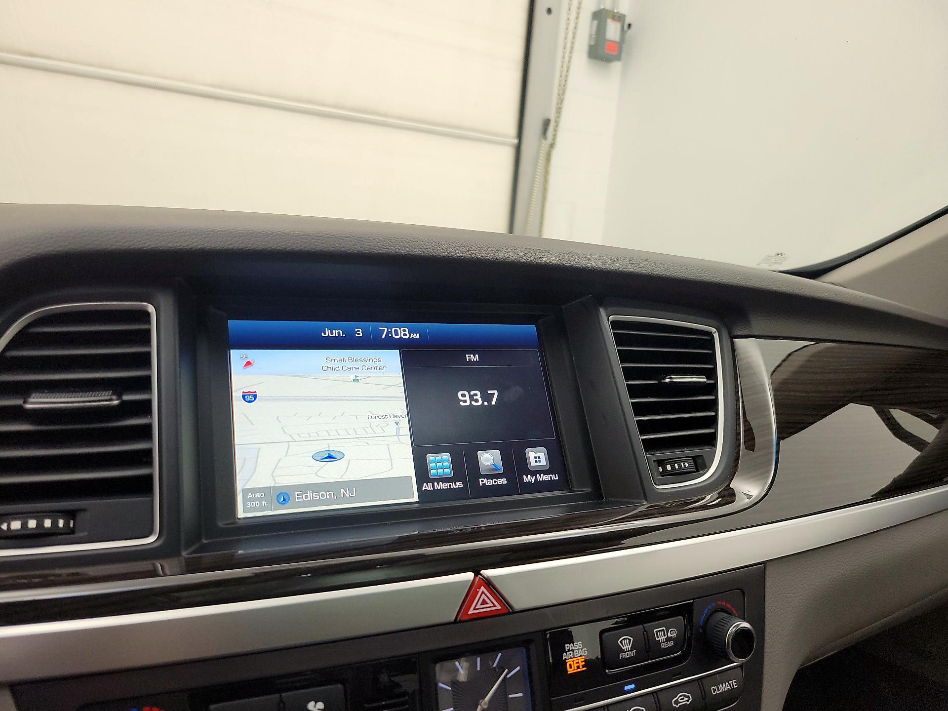 Thumbnail: 2016 Hyundai Genesis - 15
