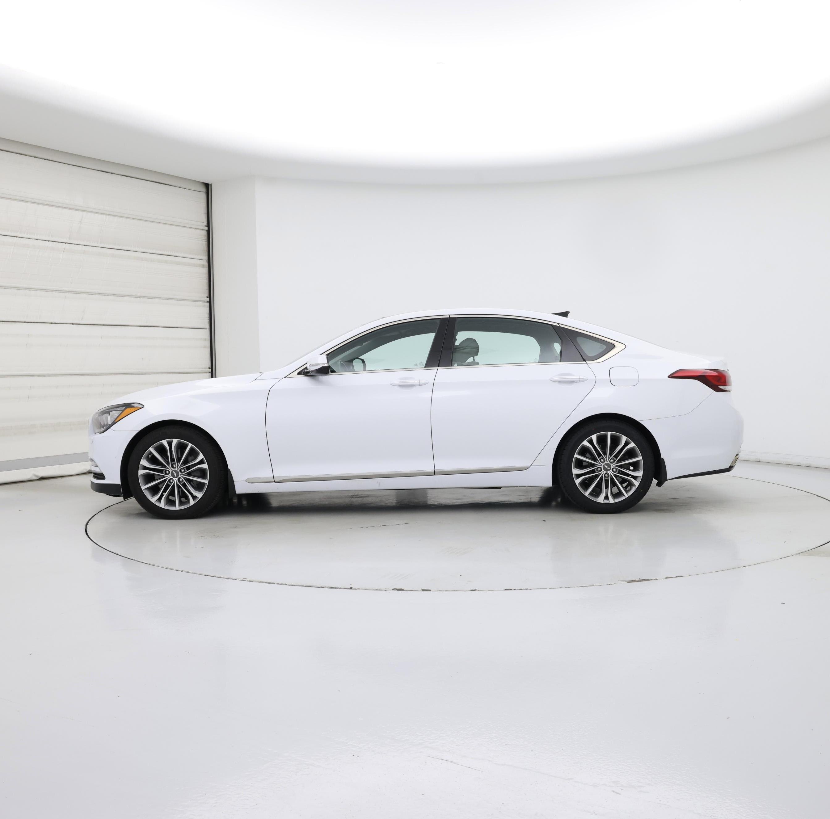 Thumbnail: 2016 Hyundai Genesis - 3