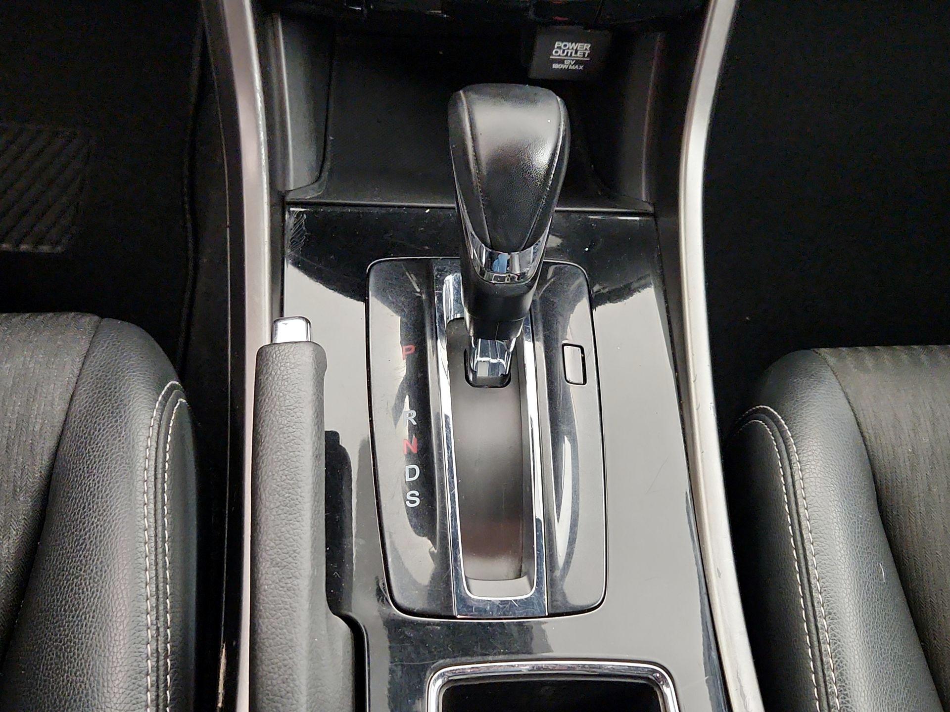 Thumbnail: 2017 Honda Accord - 17