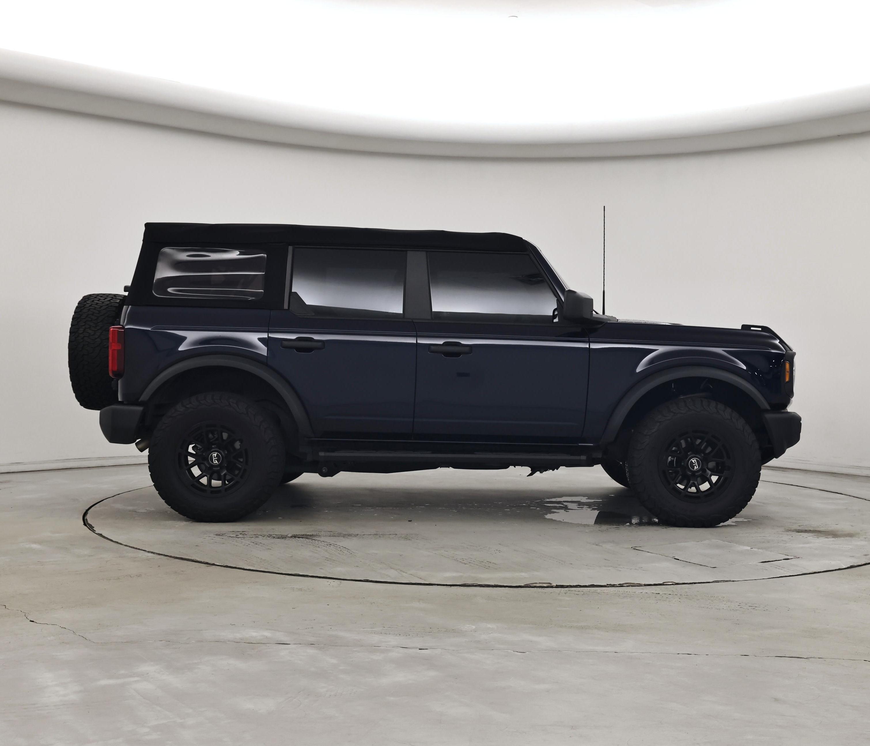 Thumbnail: 2021 Ford Bronco - 7