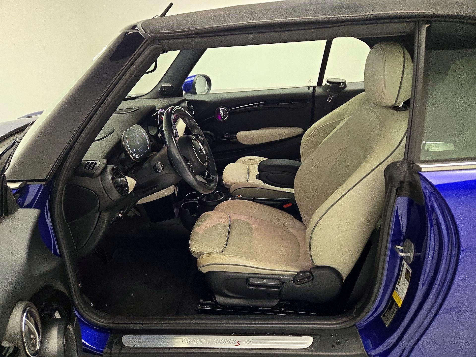 Thumbnail: 2021 MINI Cooper - 11