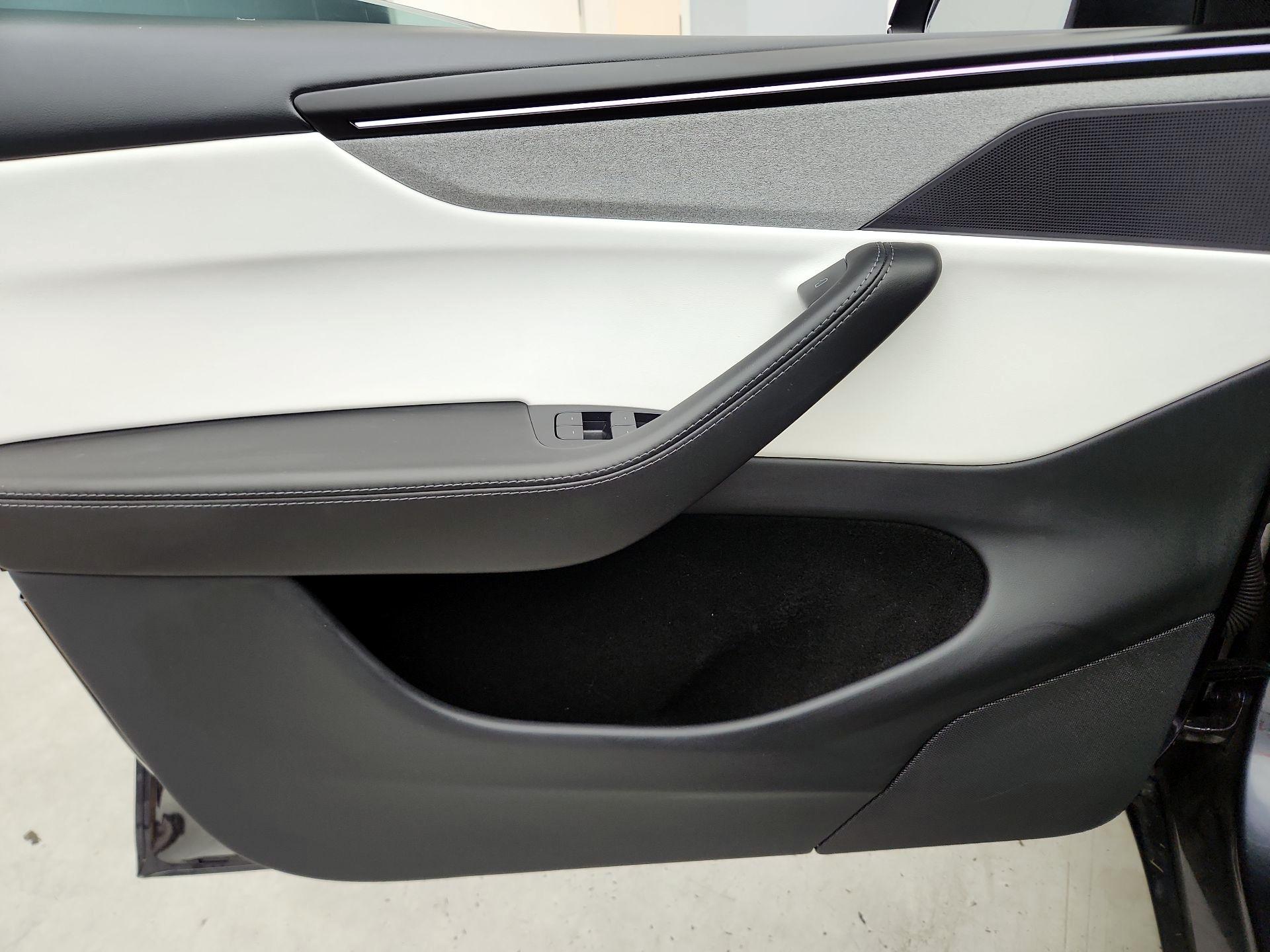 Thumbnail: 2026 Tesla Model Y - 12