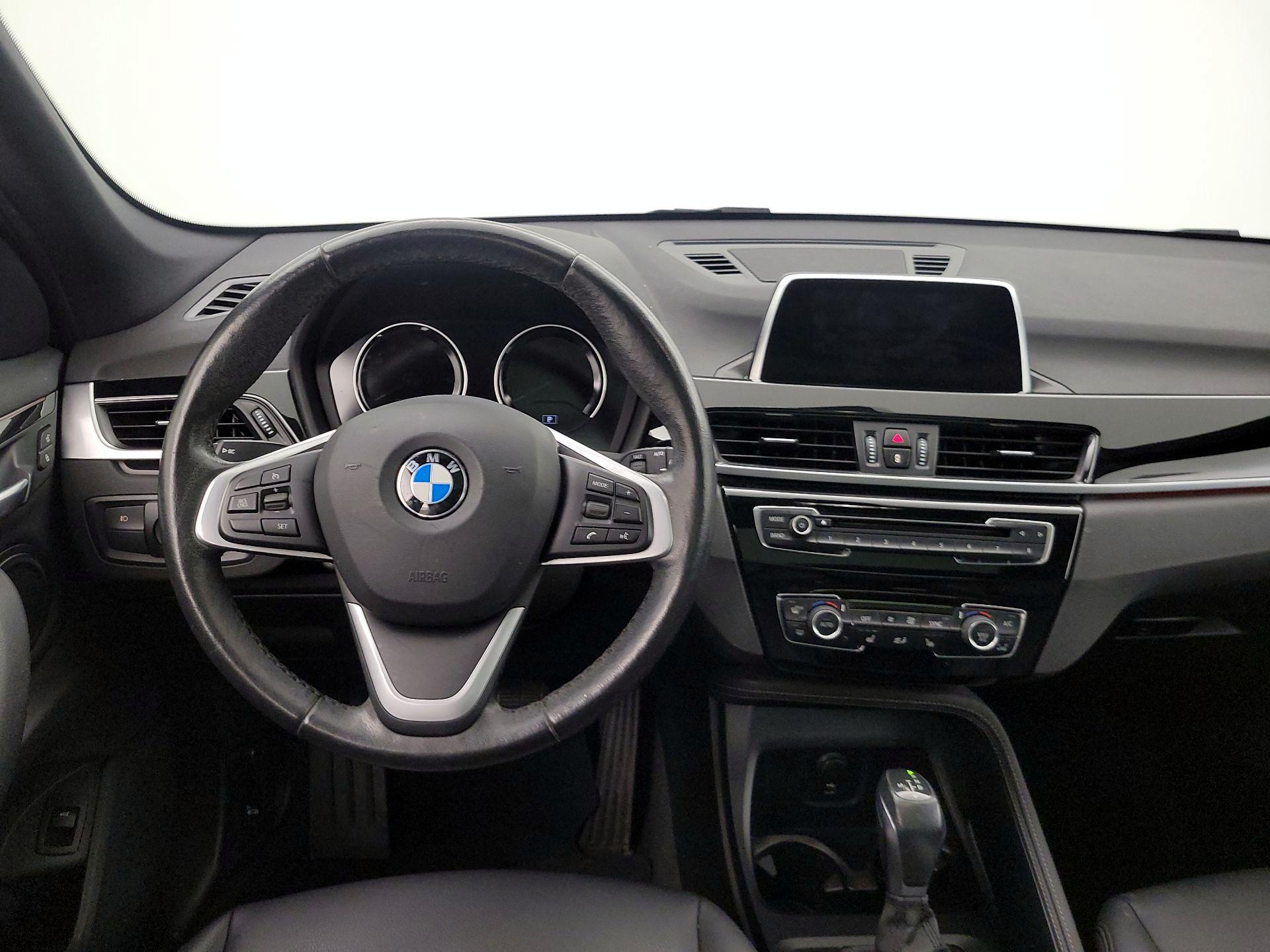 Thumbnail: 2019 BMW X1 - 10