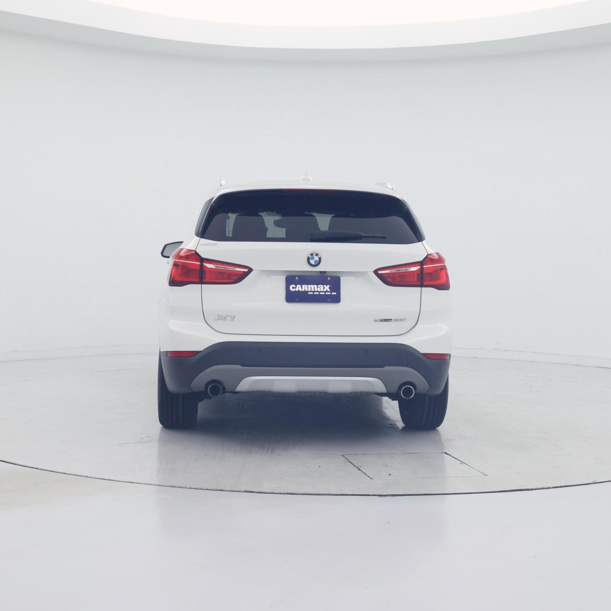 Thumbnail: 2019 BMW X1 - 6