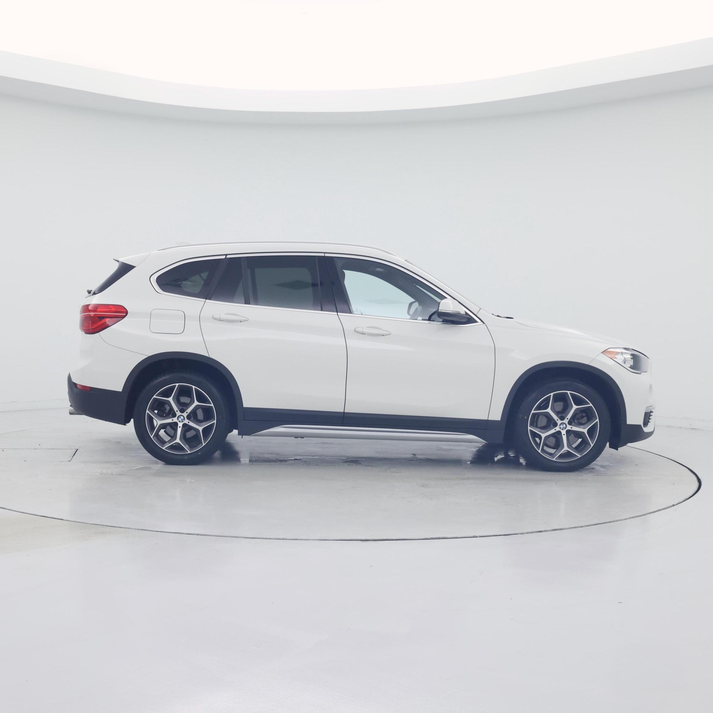 Thumbnail: 2019 BMW X1 - 7